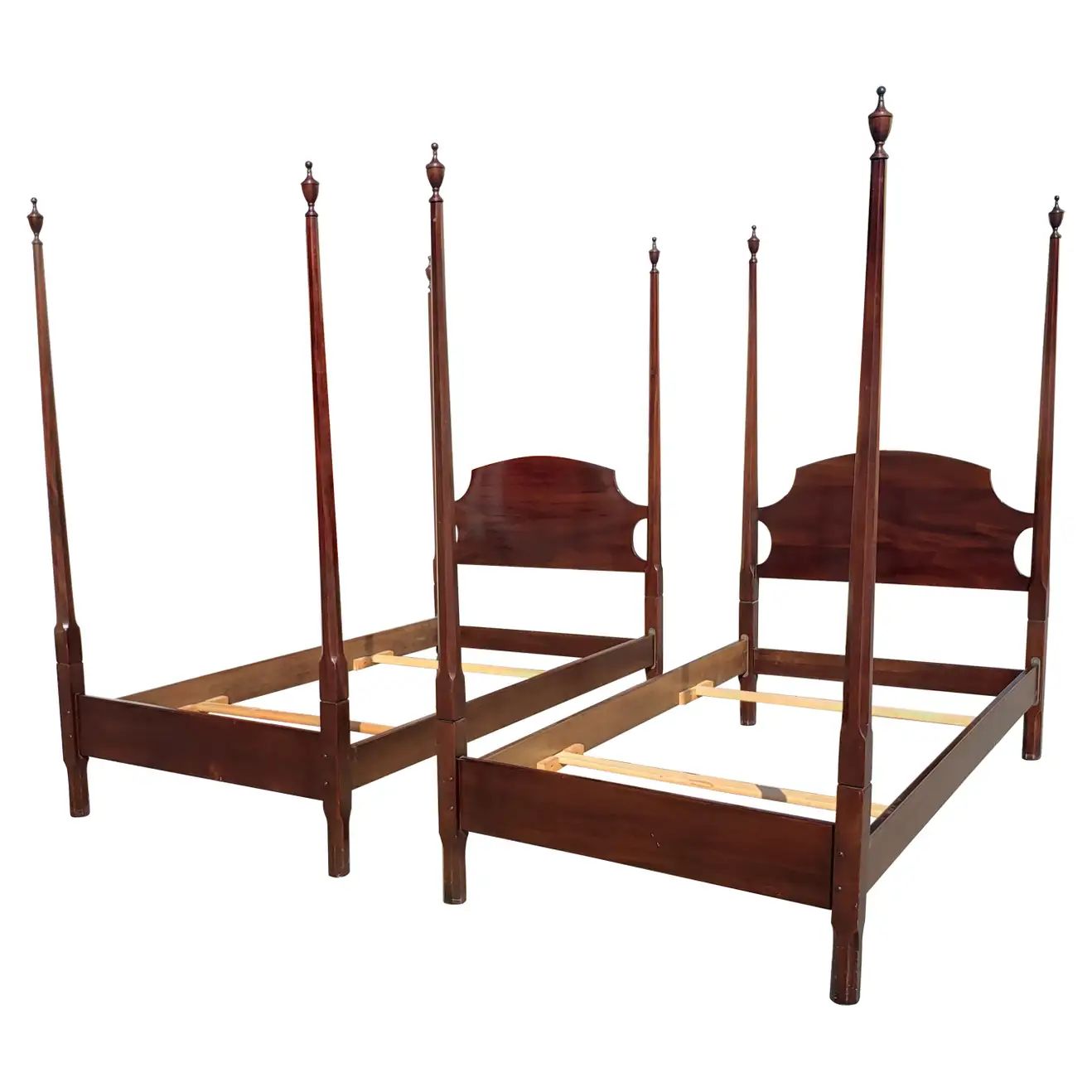 Stickley Mahogany Twin Posters Bedroom Frames, a Pair | 1stDibs