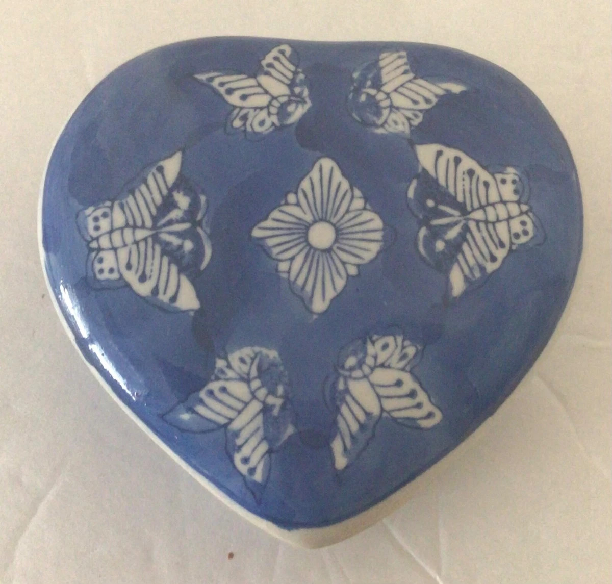 Vintage Blue And White Heart Shaped Butterfly Trinket Box Made In China 4 Inch  | eBay | eBay US