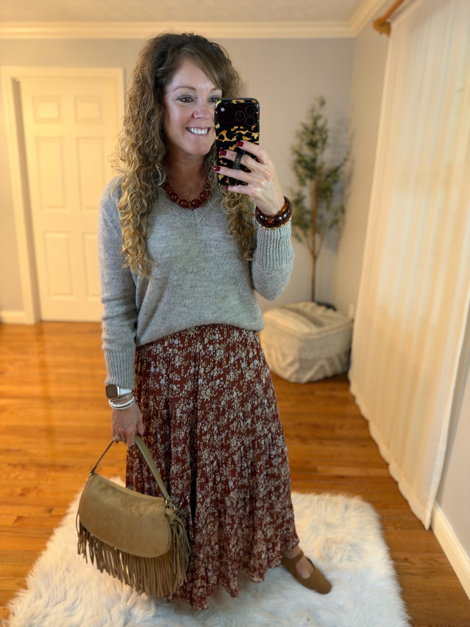 Church outfit / Date night outfit / over 40 style 

Sweater- small
Skirt- small
Shoes- tts
@Target @amazon @Loopy Cases @Walmart