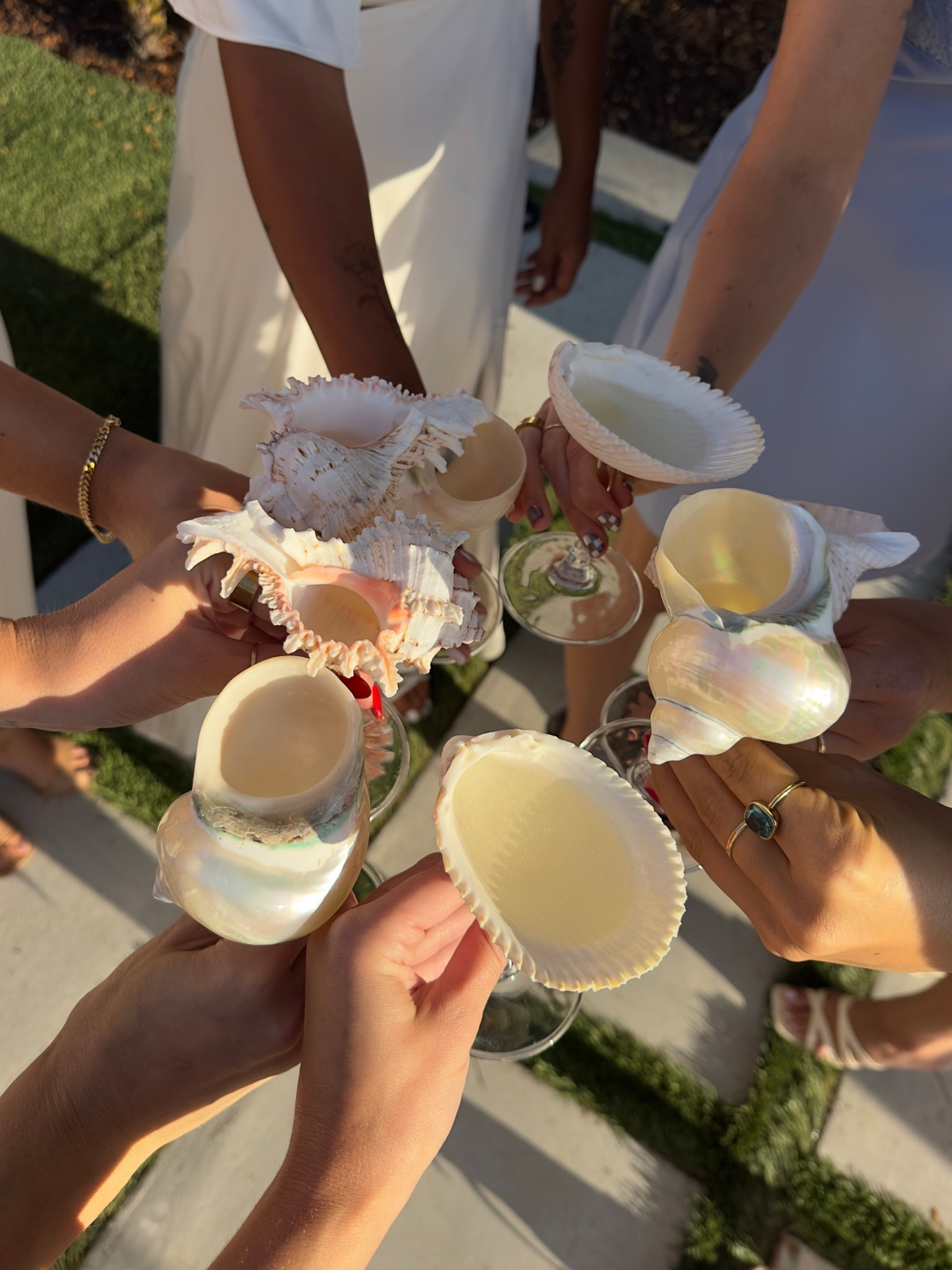 Seashell glasses from our saltwater summer dinner party 🐚🐟

#LTKHome #LTKParties