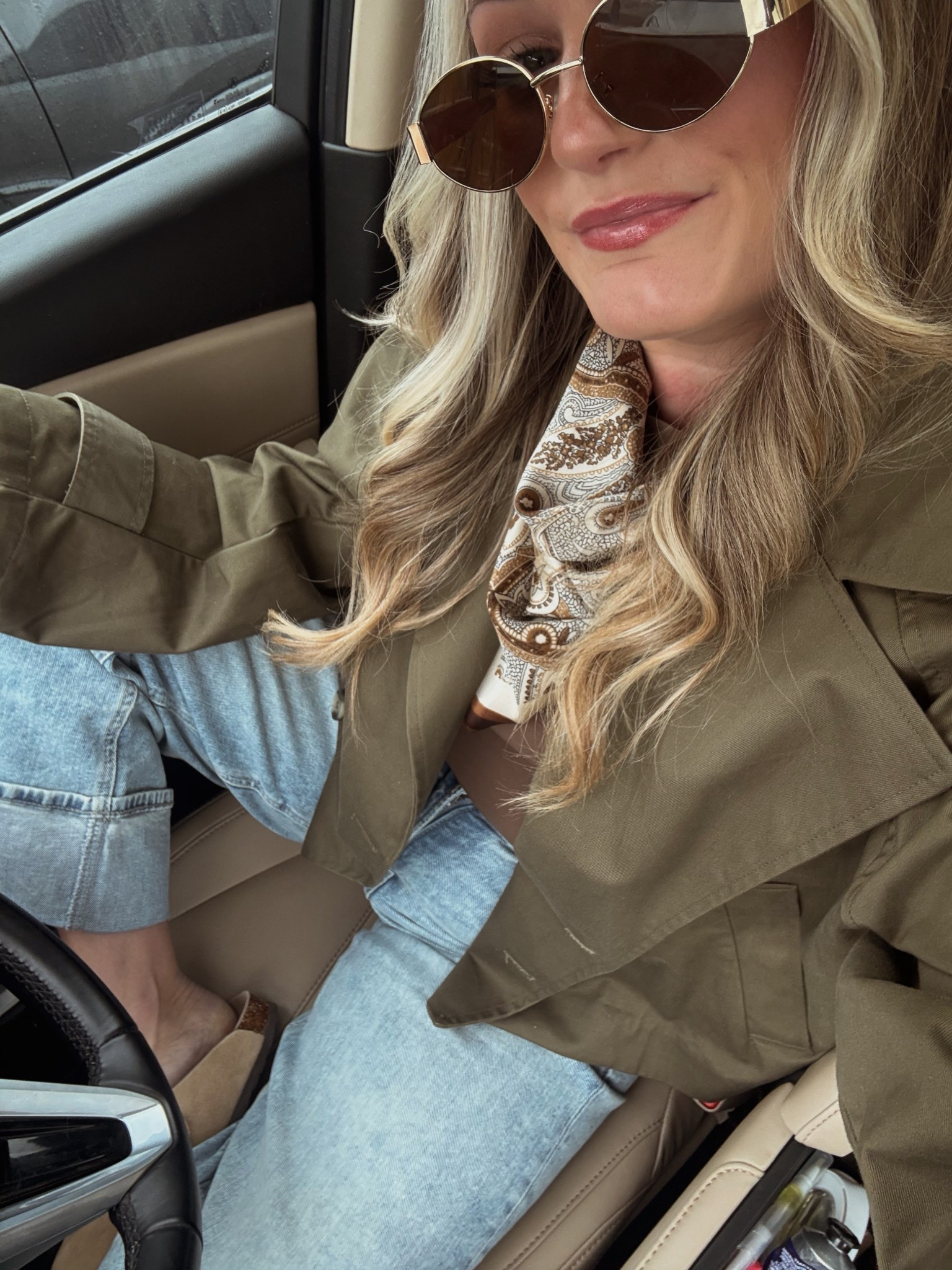 Fav spring outfit! For the jacket I linked something similar, it’s from H&M last year 🌿🌷🌸 

#LTKSpringSale #LTKSeasonal #LTKootd