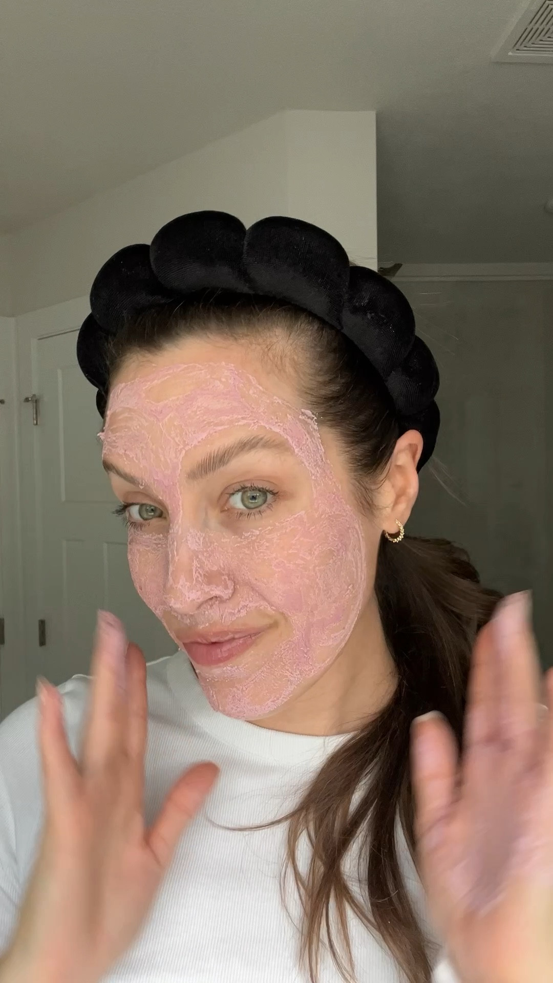 Trying this Prakti Priti Polish — it won an Allure best of beauty award 💜💫 #PritiPolish #allurebestofbeauty 