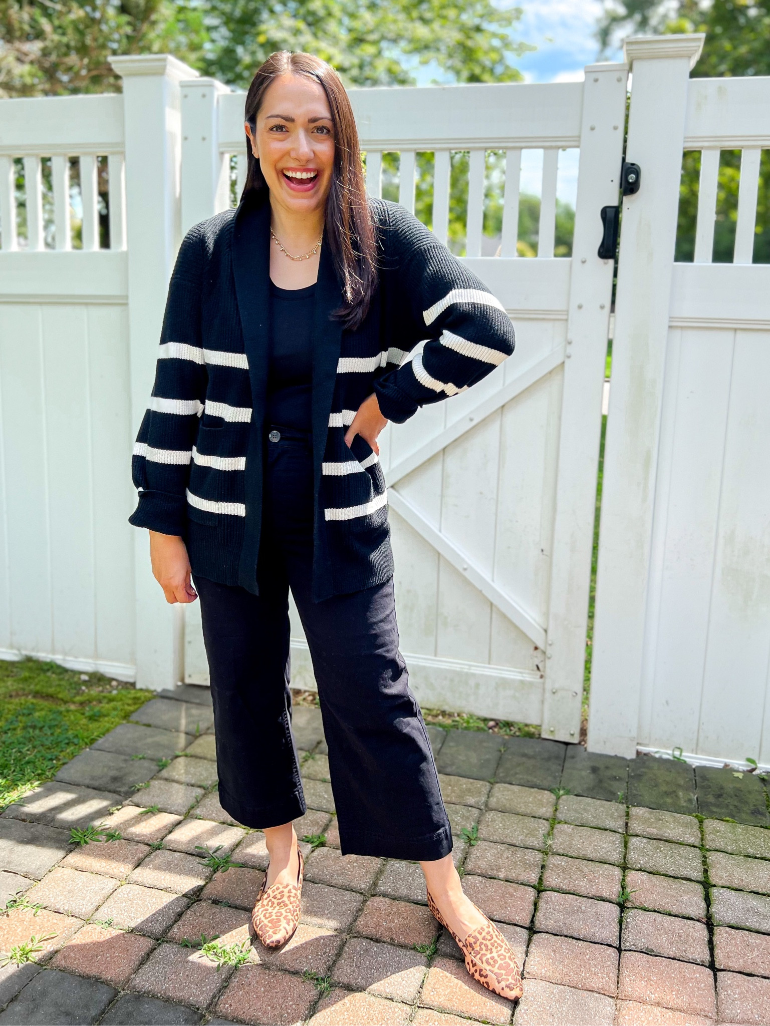 Teacher outfit ideas, target striped cardigan, old navy wide leg pants, leopard flats 

XS cardigan (size down)
4 petite pants
tts flats

#LTKshoecrush #LTKBacktoSchool #LTKstyletip