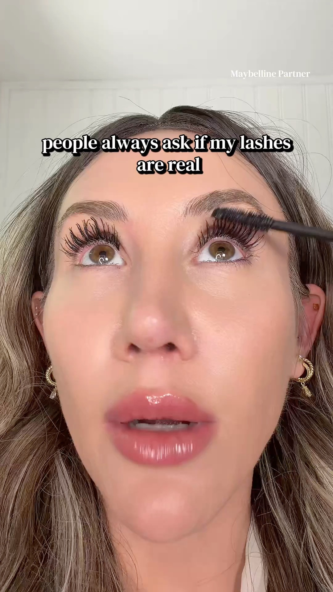 the affordable drugstore volumizing mascara that makes lashes look like falsies — spiral inflator brush inflates every lash from root to tip for separated full volume lashes with zero clumping. washable buildable and lasts all day.
#maybelline #mascara #volumemascara #mascarareview #affordablemakeup

maybelline colossal bubble mascara washable buildable
affordable drugstore volumizing mascara that makes lashes look like falsies
mascara with spiral brush for full volume separated lashes with zero clumping
best affordable drugstore mascara for falsie looking lashes 2026
maybelline colossal bubble mascara review
buildable washable volumizing mascara for full lashes all day 

 #LTKBeauty