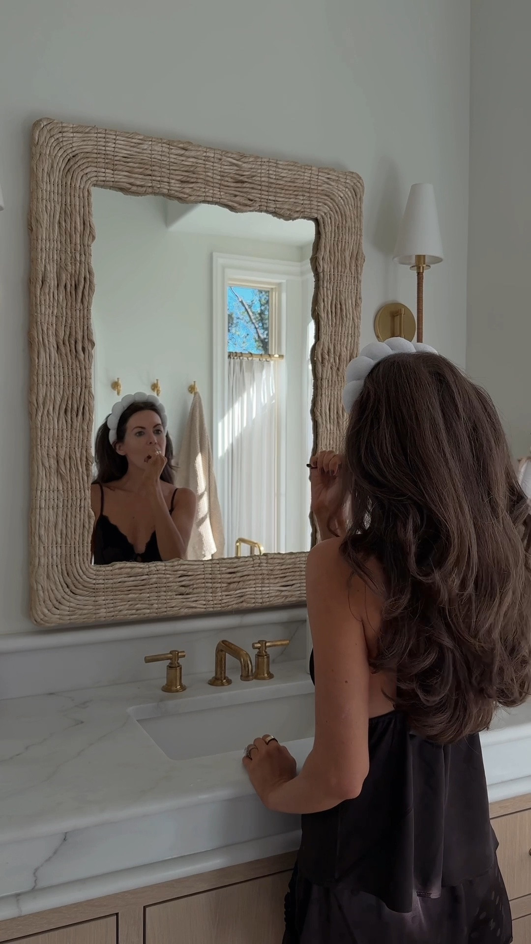Spend a fall morning with me! 🍂

#LTKdayinmylife #LTKmorningroutine #LTKootd