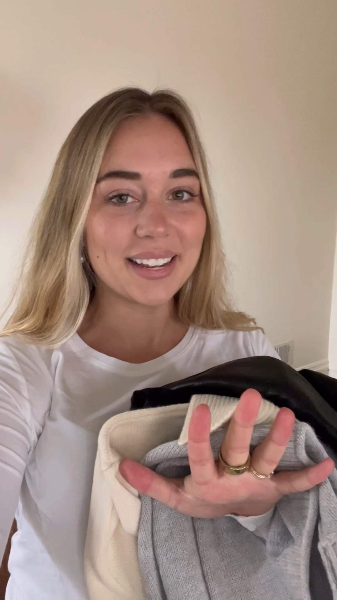 New #BananaRepublicFactory clothes! perfect to get you through the holidays & even good things to gift!? Let me know what you think!🫶🏼🤍 

side note* the leather jacket was sold out before I could get this out! I’ve linked a similar one. ♥︎*

XO, Emma P 

#haul #clothinghaul #fashion #BR #bananarepublicfactory #christmasclothes #giftingidras #blackfriday #ltkvideo #styletips #seasonal #personalblog #holiday #giftguide #cyberweek 

#LTKCyberWeek #LTKGiftGuide #LTKHoliday