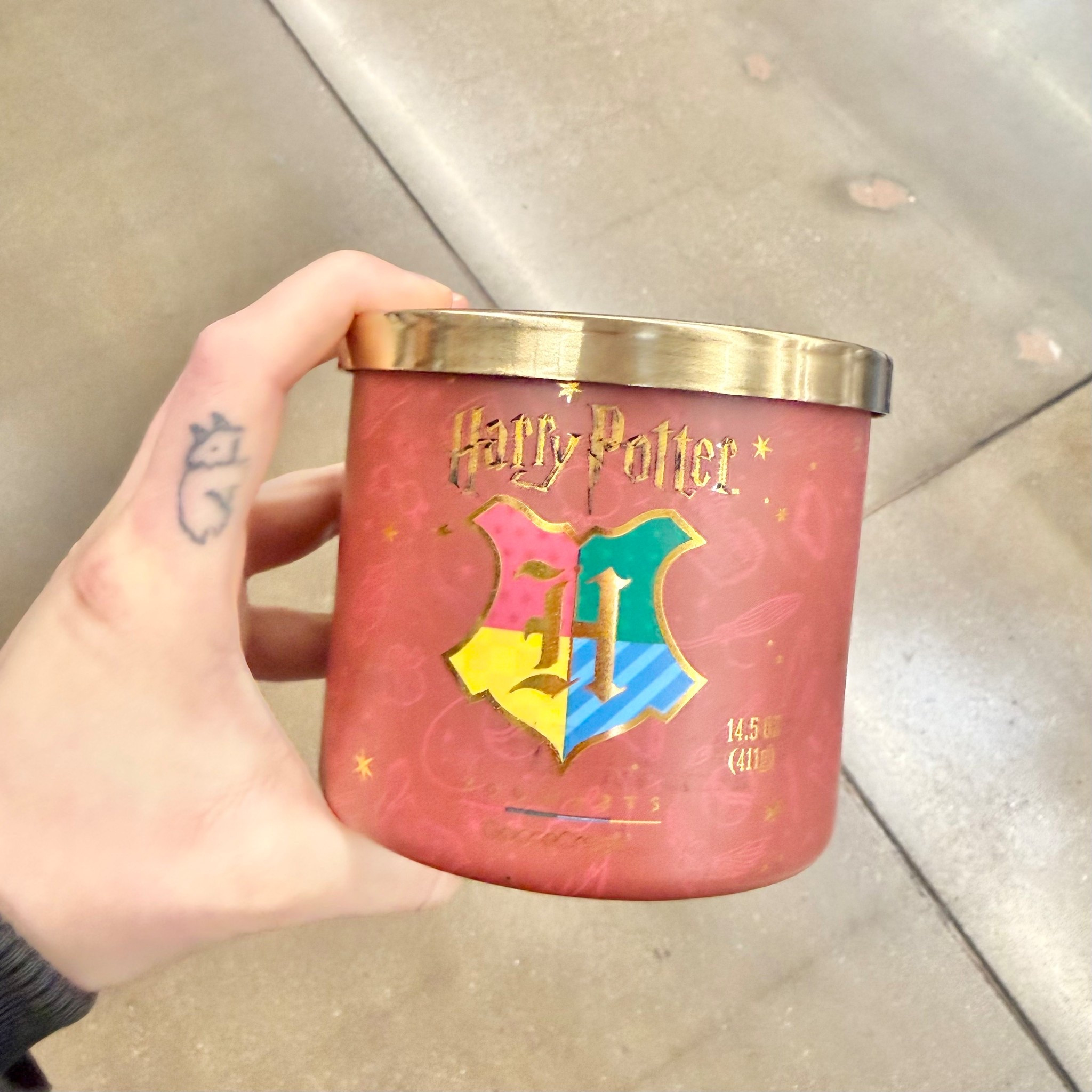 @walmart 
Goose Creek Harry Potter Hogwarts 3-wick Crackling Hearthwood, Whispering White Woods, Worn Leather & Spellbound Pages Scented Jar Candle, 14.5oz
$13.22

#LTKFindsUnder50 #LTKHome