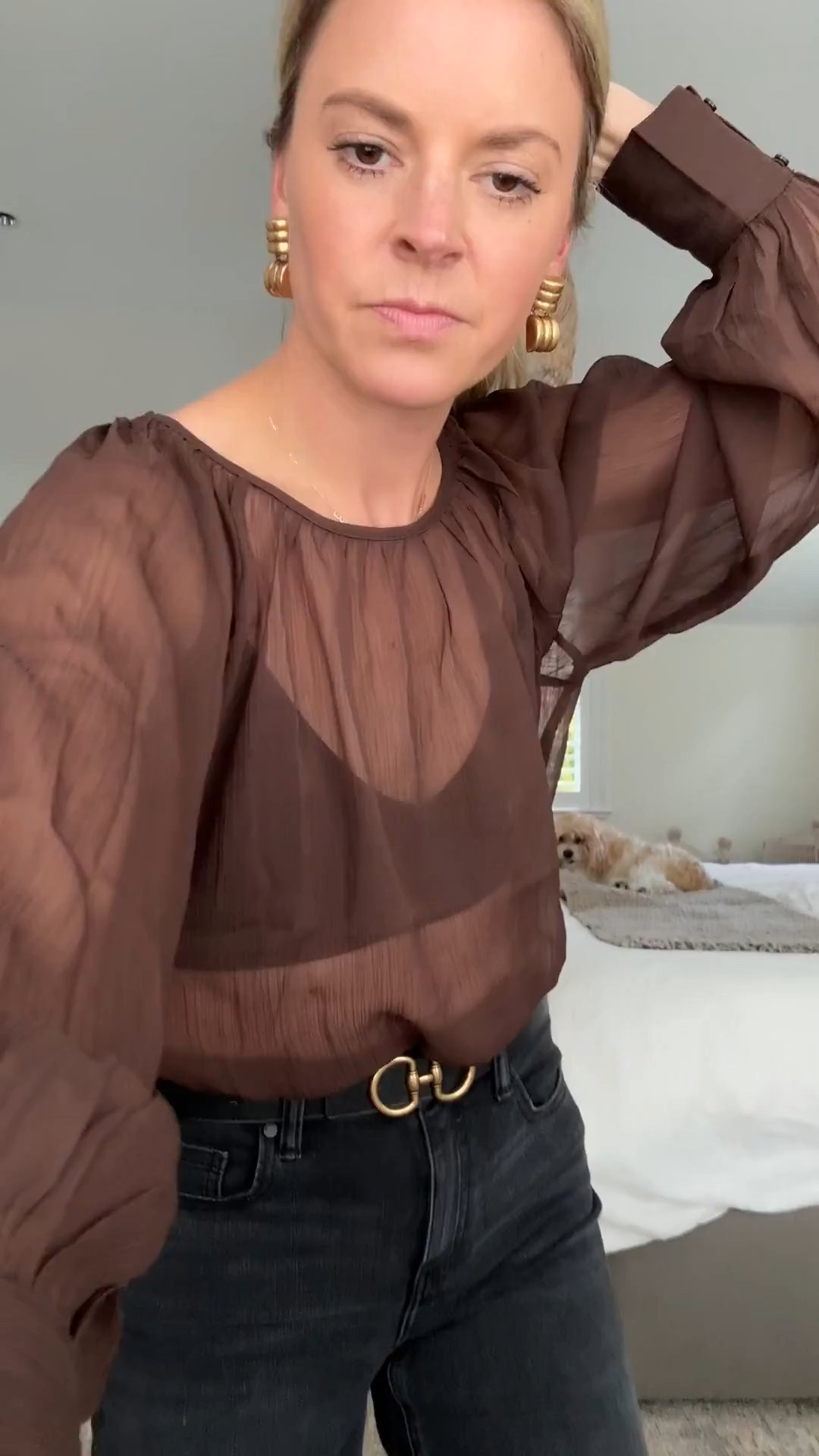 One of my fav finds from 2025 on sale for $16! Still can’t get over this sheer top is Old Navy 🤎



#LTKSaleAlert #LTKFindsUnder100 #LTKFindsUnder50