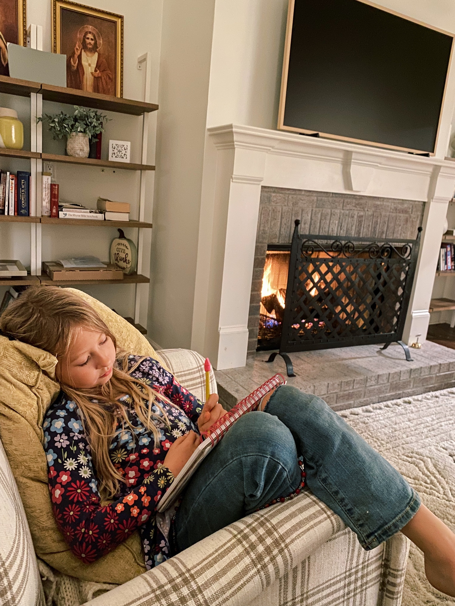 I cannot get over how perfect an addition these plaid chairs are in our living room! #cozylivingroom #plaidchairs 

#LTKhome