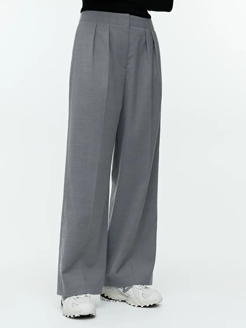 High-Waist Flannel Trousers | ARKET (US&UK)
