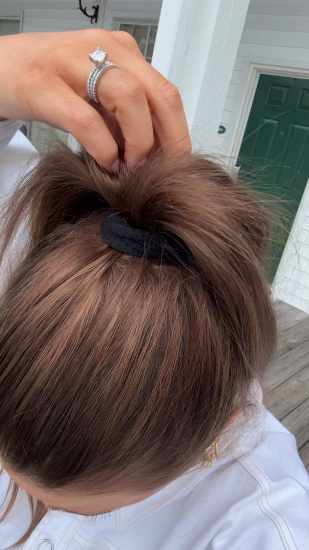 Ponytail hack!! Also I have to say the gimme beauty ponytail holders are worth it 

#LTKFindsUnder50 #LTKSaleAlert #LTKBeauty