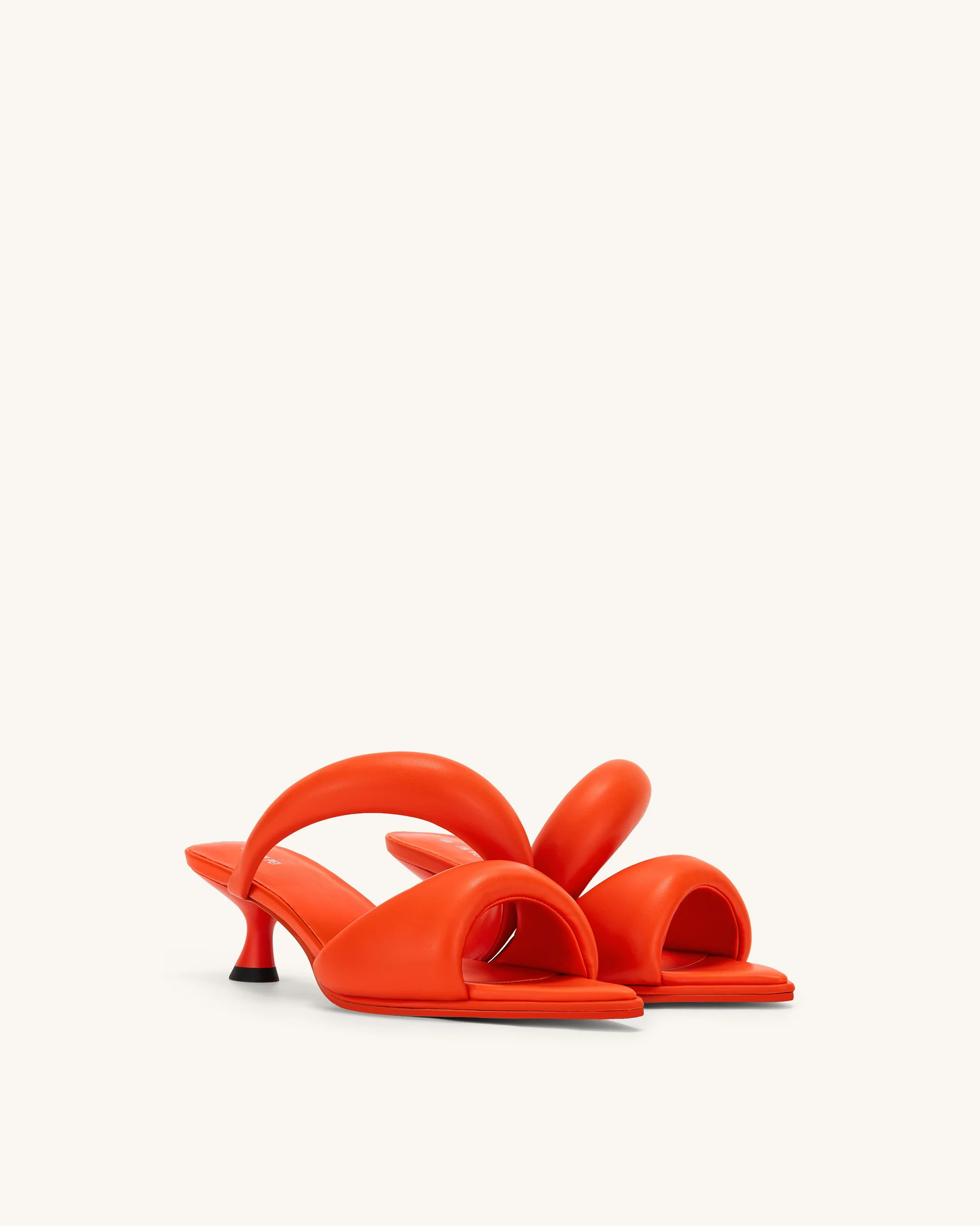 Sara Mule - Scarlet | JW PEI US