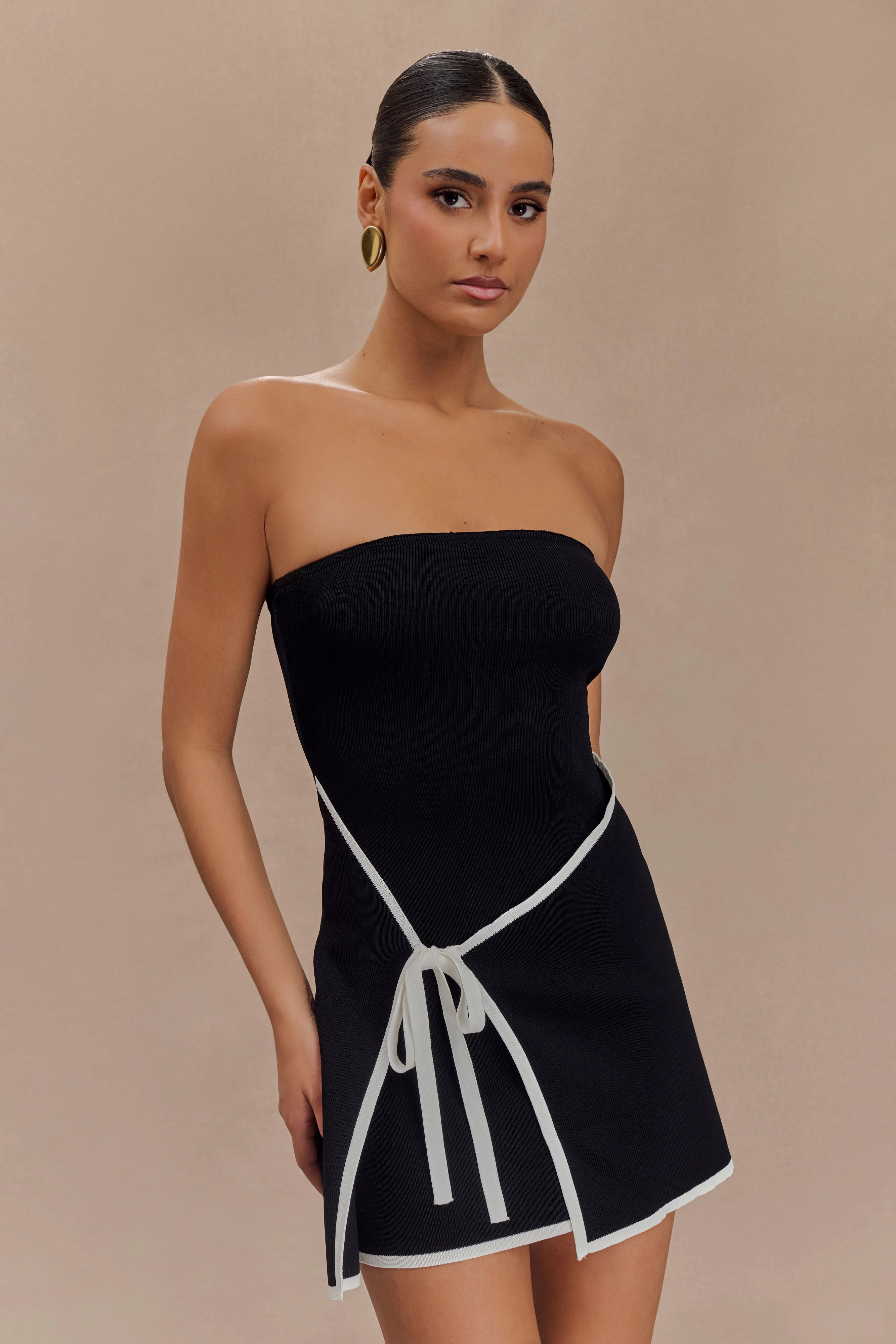 Rian Strapless Knit Mini Dress - Black | MESHKI US