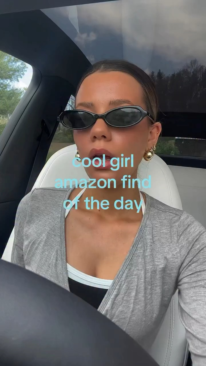 if you wanna try capris, try this pair (trust me)! i’m wearing an xs 🩵
#amazonfinds #coolgirl #capris #affordablefashion trendyfashion