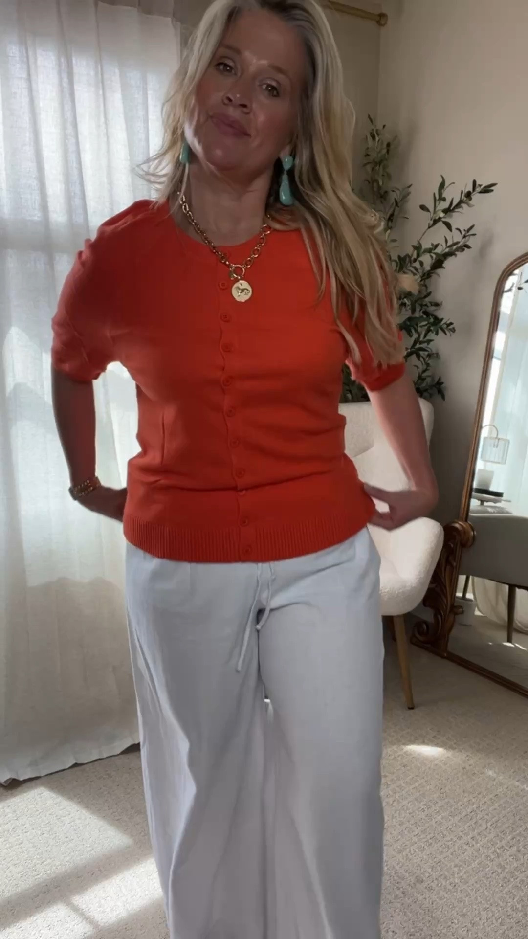 ✨Tap the bell, save and ❤️ for over 40 fashion, midlife style, midsize fashion and luxury looks for less. 

Wearing large tts (size up if in between sizes.) 

For years, I thought my arms were the problem.

Every summer, I’d reach for tops that were supposed to “hide” my flabby arms… and somehow they made me feel even more self-conscious.

Then I learned something that changed how I shop.

The problem wasn’t my arms.

It was the sleeve.

Most women are dealing with the same 4 frustrations:
✨ Flabby arms
✨ Batwings
✨ Underarm bulge
✨ Crepey skin

That’s why I started paying attention to Outfit Physics instead of size.

The right sleeve skims instead of squeezes, balances proportions, and gives coverage without adding bulk.

Make sure you are following alongside @over40andmidlife for midlife, midsize style. 👑 

👑"Helping you look good, feel good!" - Lindsey Denver

#LTKOver40 #LTKMidsize #LTKPlusSize

Comment SHOP below to receive a DM with the link to this post on my LTK ⬇ https://liketk.it/6eWrS