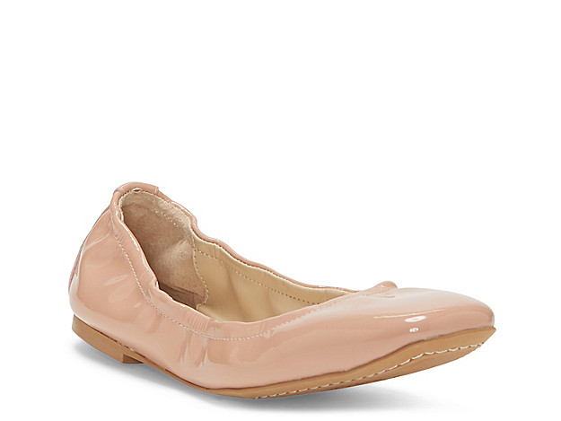 Vince Camuto Brindin Ballet Flat - Women's - Blush Patent Leather | DSW