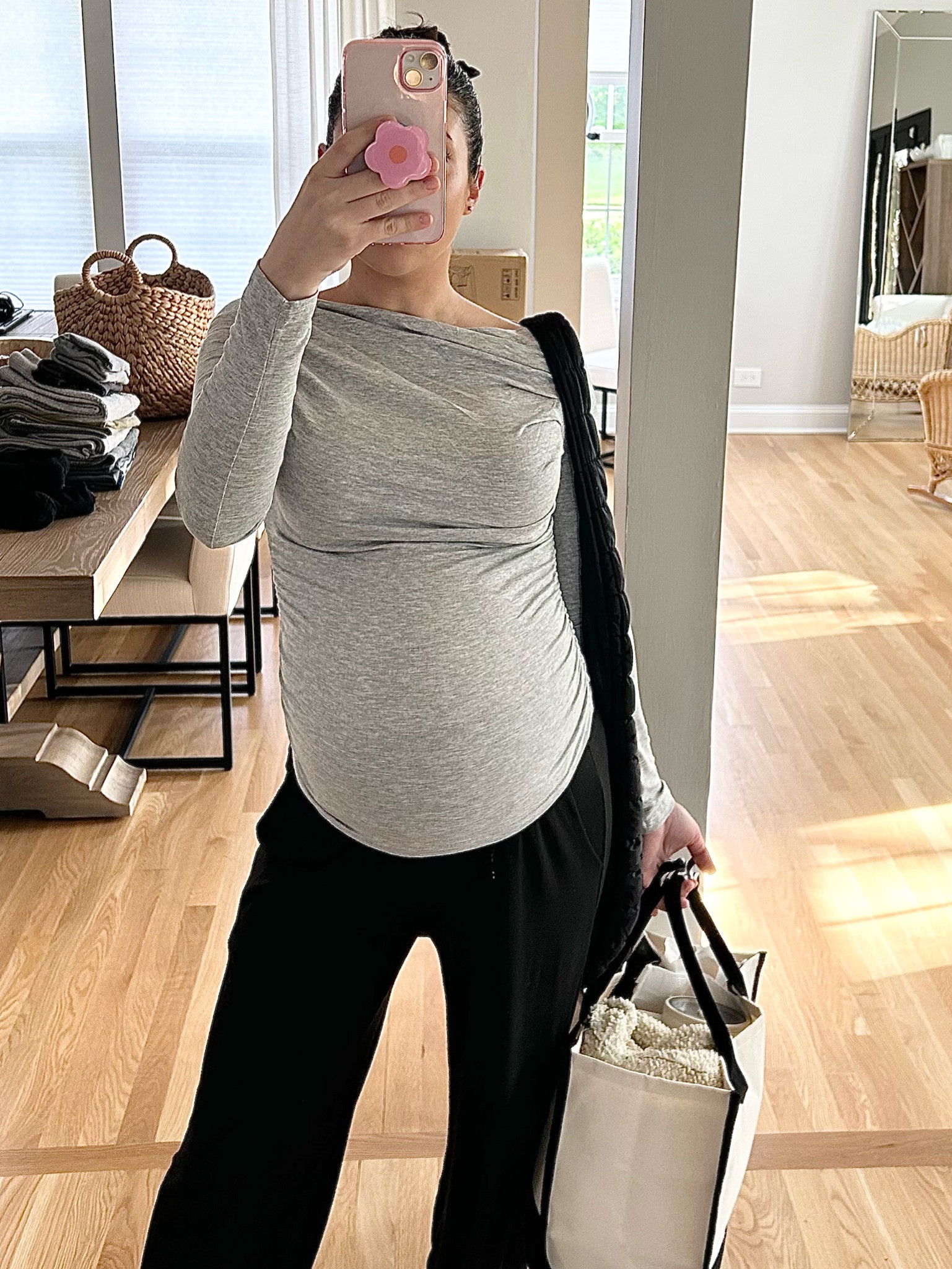 So flattering for the belly😍 super light weight and stretchy and comes in so many colors 🫶🏼

Size: S 

#amazon #amazonfashio #bump #bumpstyle 

#LTKBump #LTKBaby