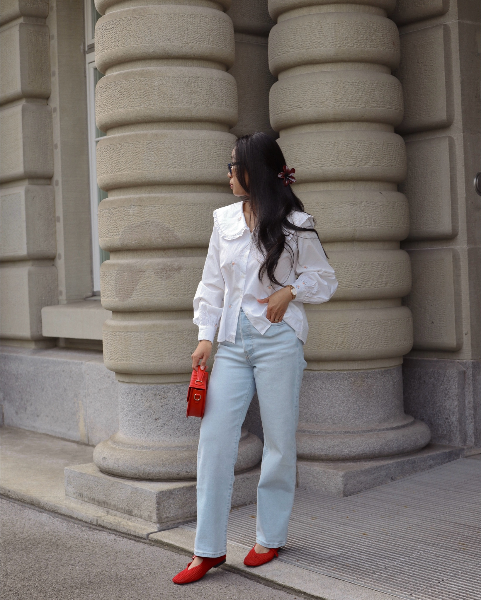 Jeans Outfit with a pop of red

#LTKPetite #LTKWorkwear #LTKStyleTip