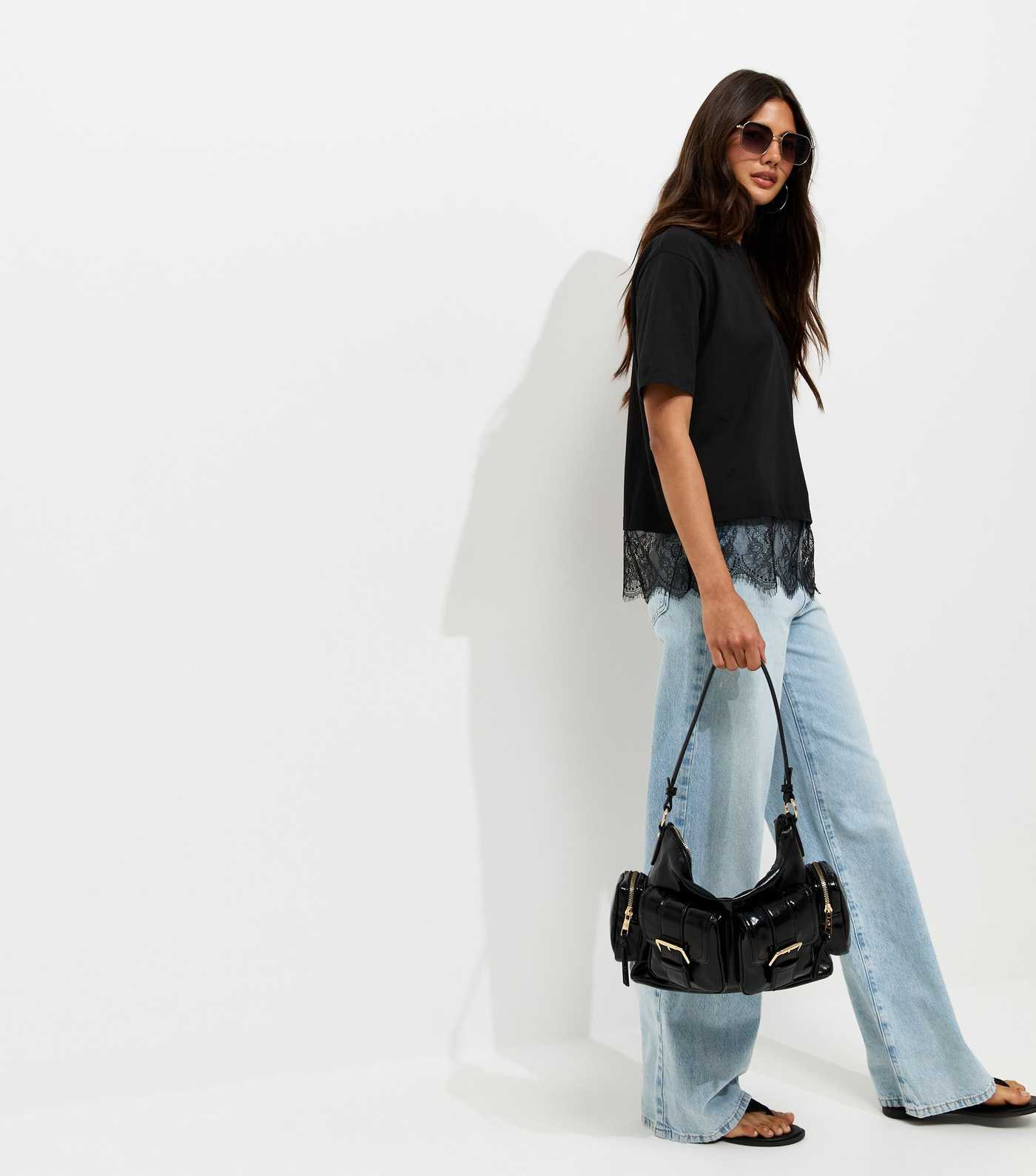 Black Lace Hem Boxy T-Shirt | New Look | New Look (UK)