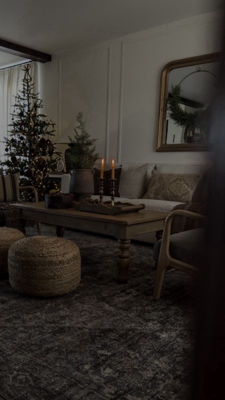 Living room rug, vintage brass, woven pouf