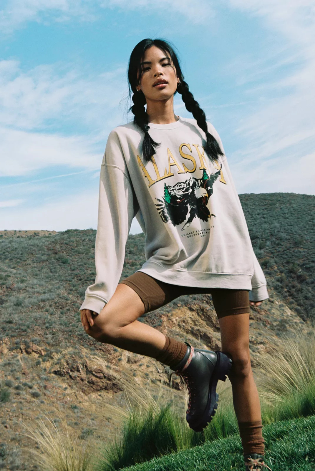 Alaska Eagle Graphic Washed Sweatshirt | NastyGal (UK, IE)