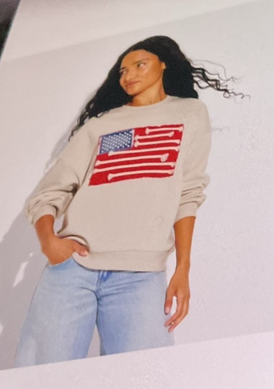 Holiday sweatshirts. Get the look for less.

#LTKootd #LTKSeasonal #LTKmomlife