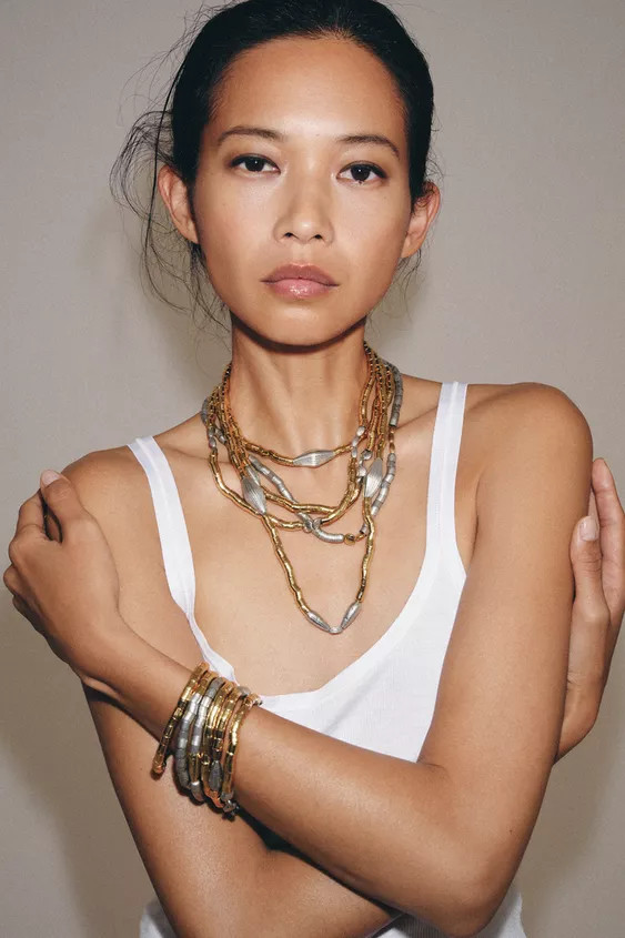 CONTRAST METAL PIECE NECKLACE | Zara UK