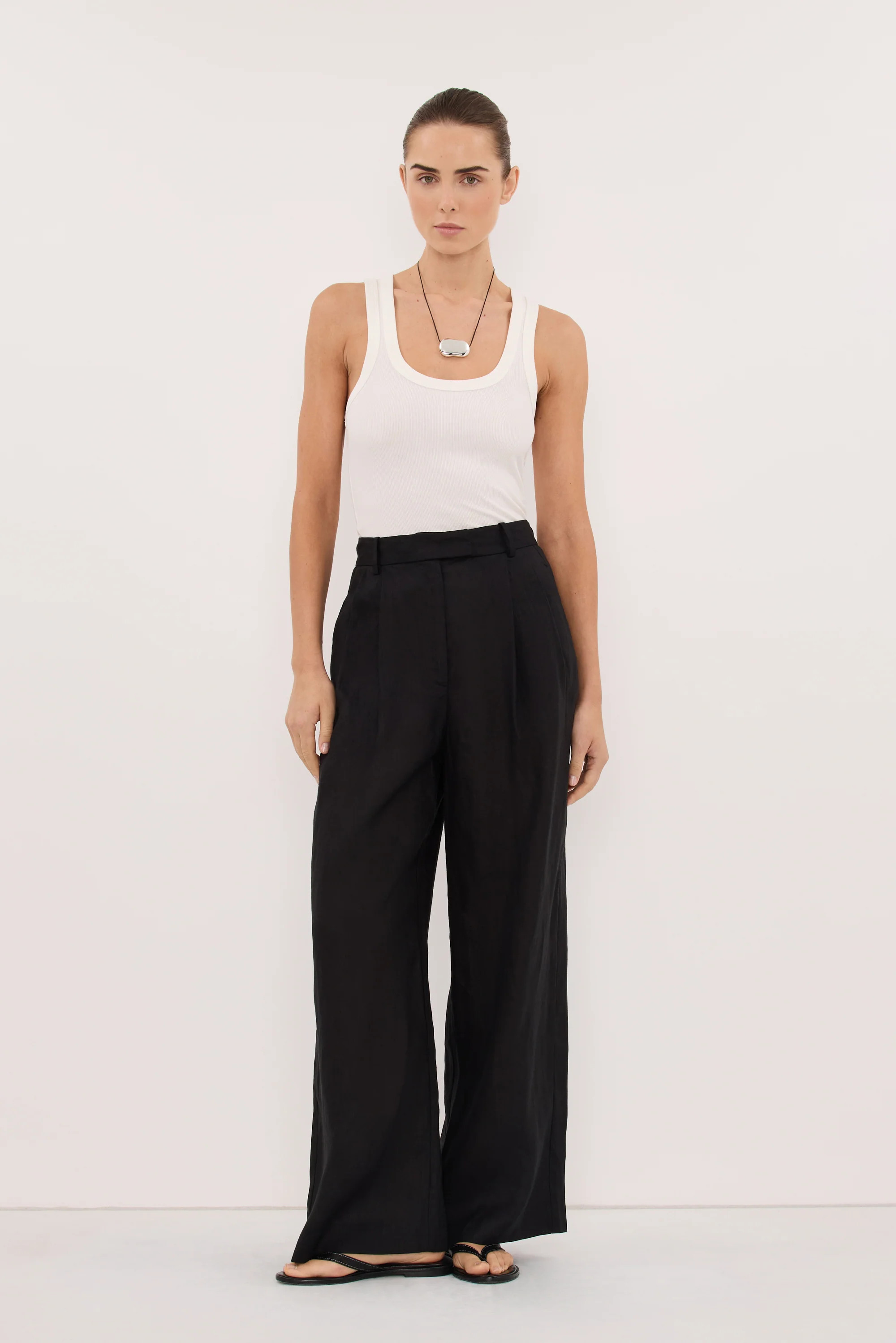 EASTON BLACK WIDE LEG LINEN PANT | DISSH