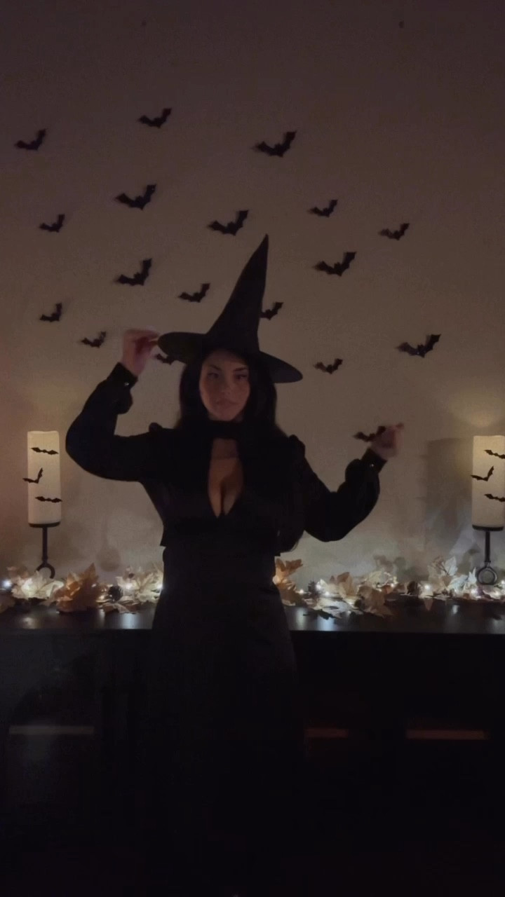 Recent Halloween reel linked 🕯️🫶🏻

#LTKFallSale #LTKVideo #LTKParties