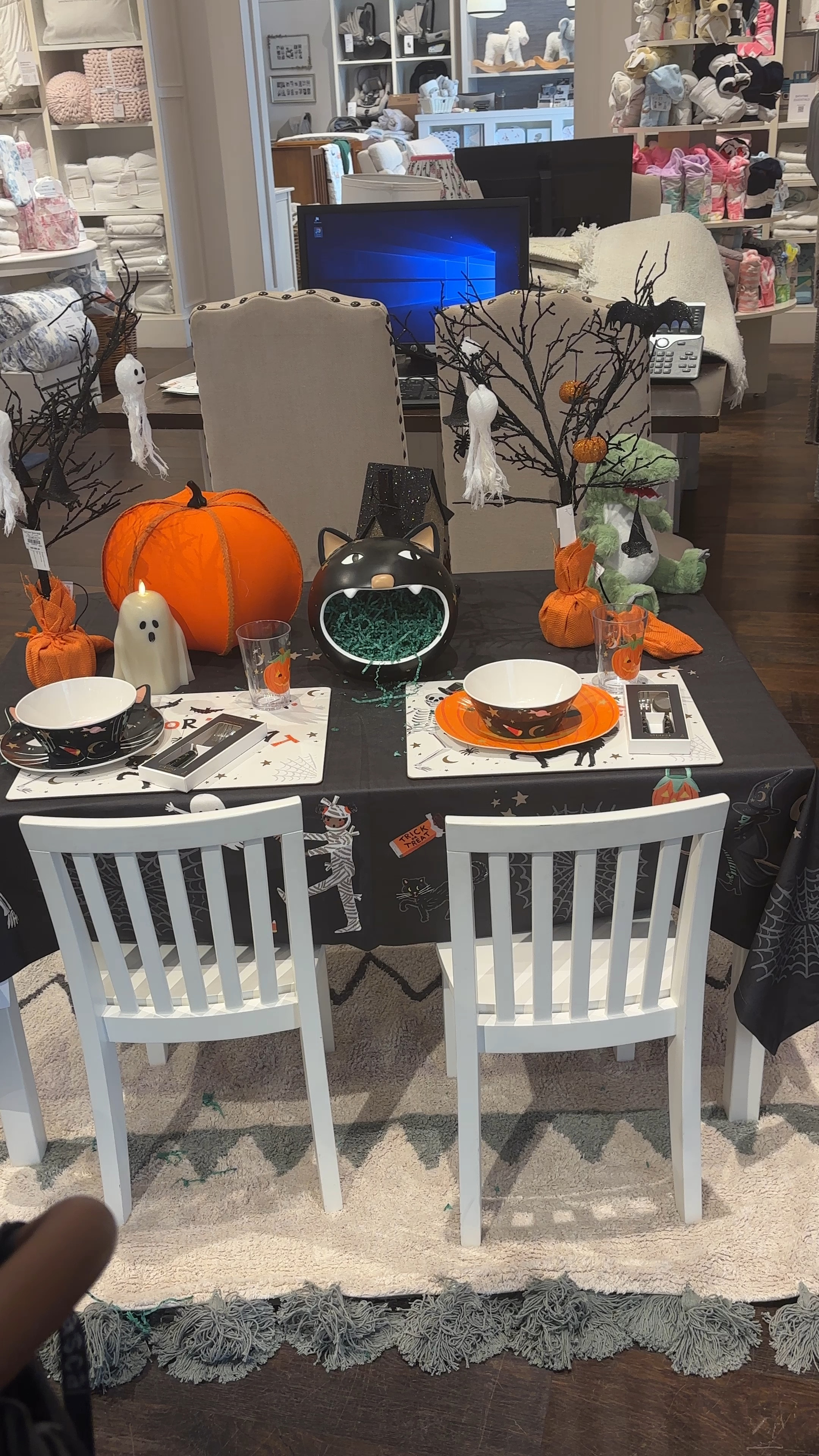Pottery barn kids Halloween 

#LTKBacktoSchool #LTKSeasonal #LTKFallSale