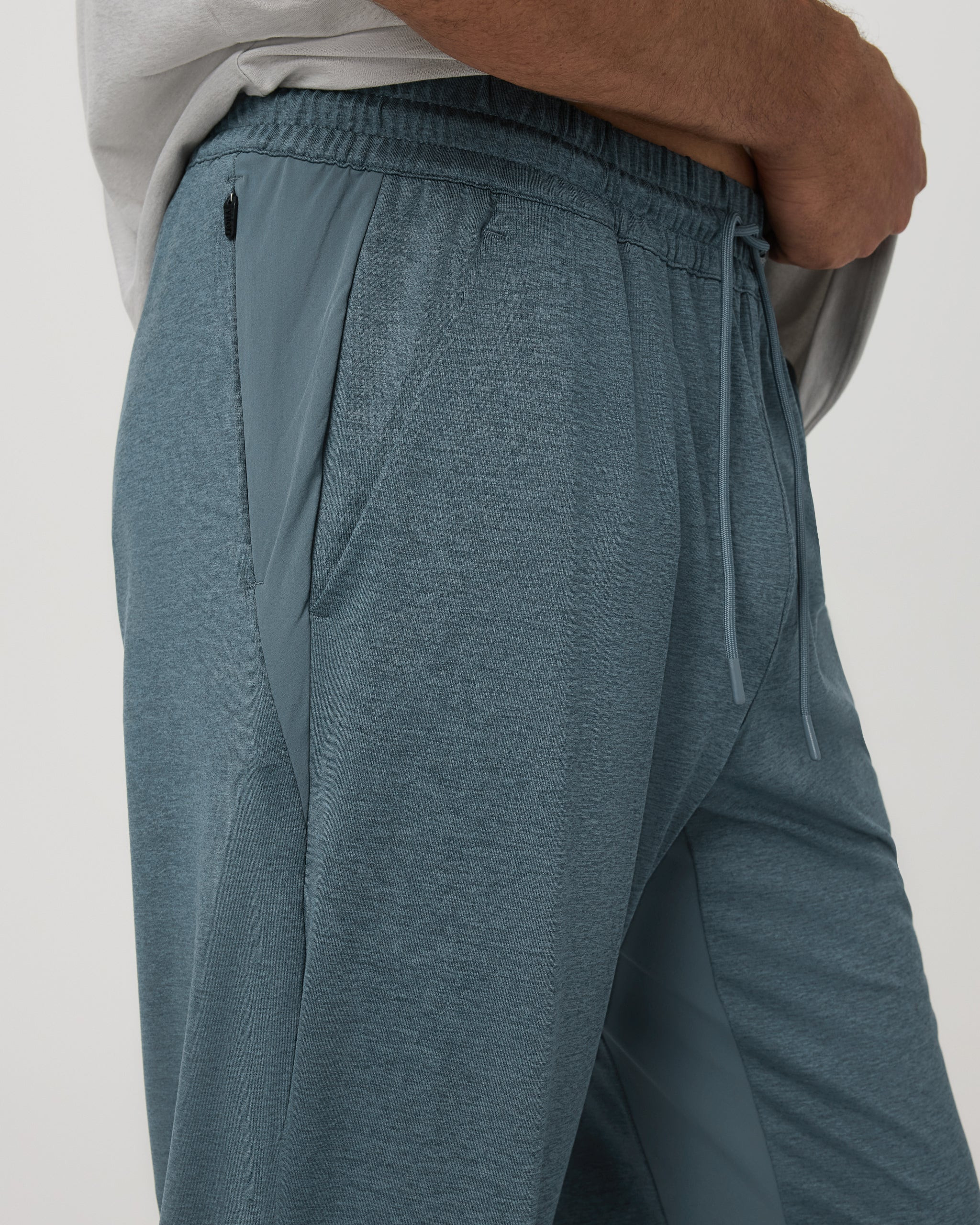 Sunday Performance Track Pant 30" | Vuori Clothing (US & Canada)