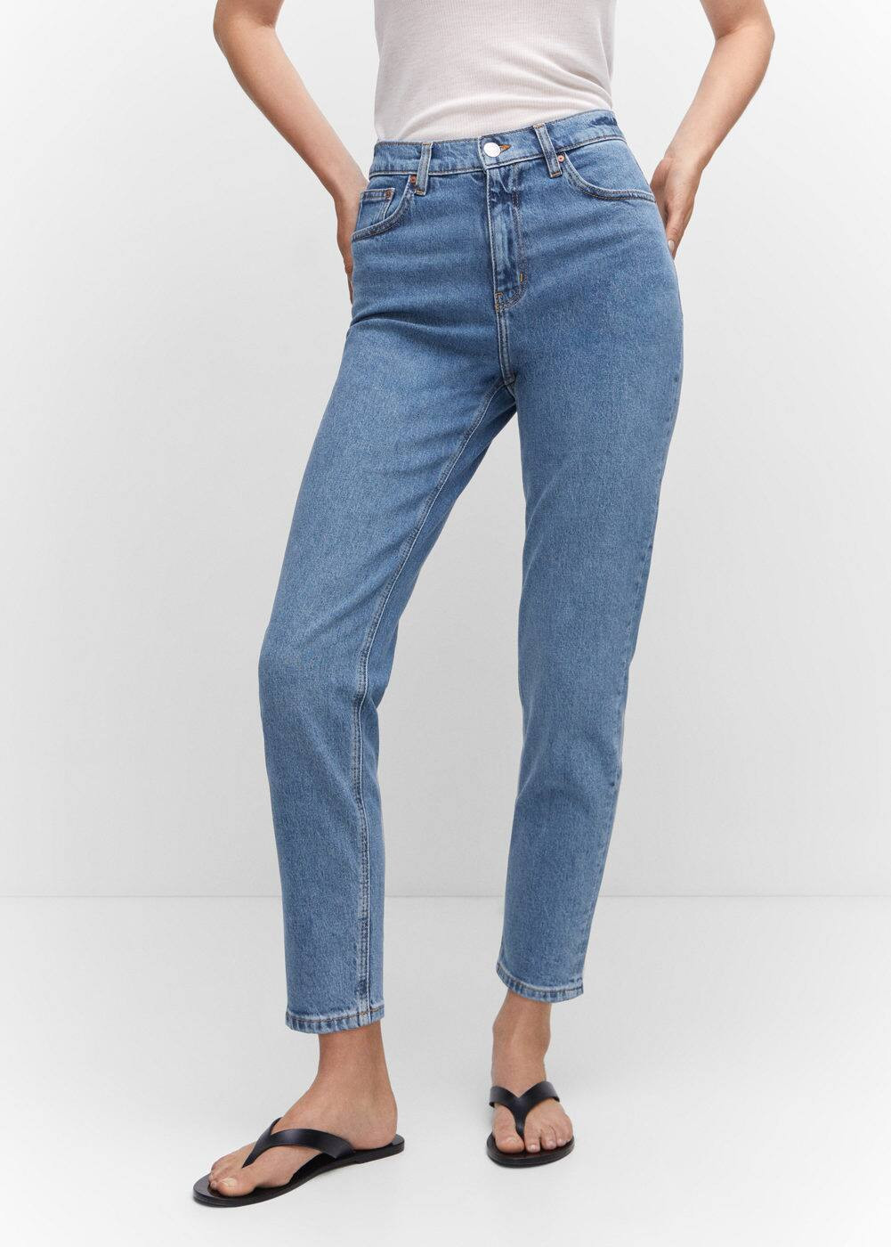 Mom comfort high-rise jeans | MANGO (UK)