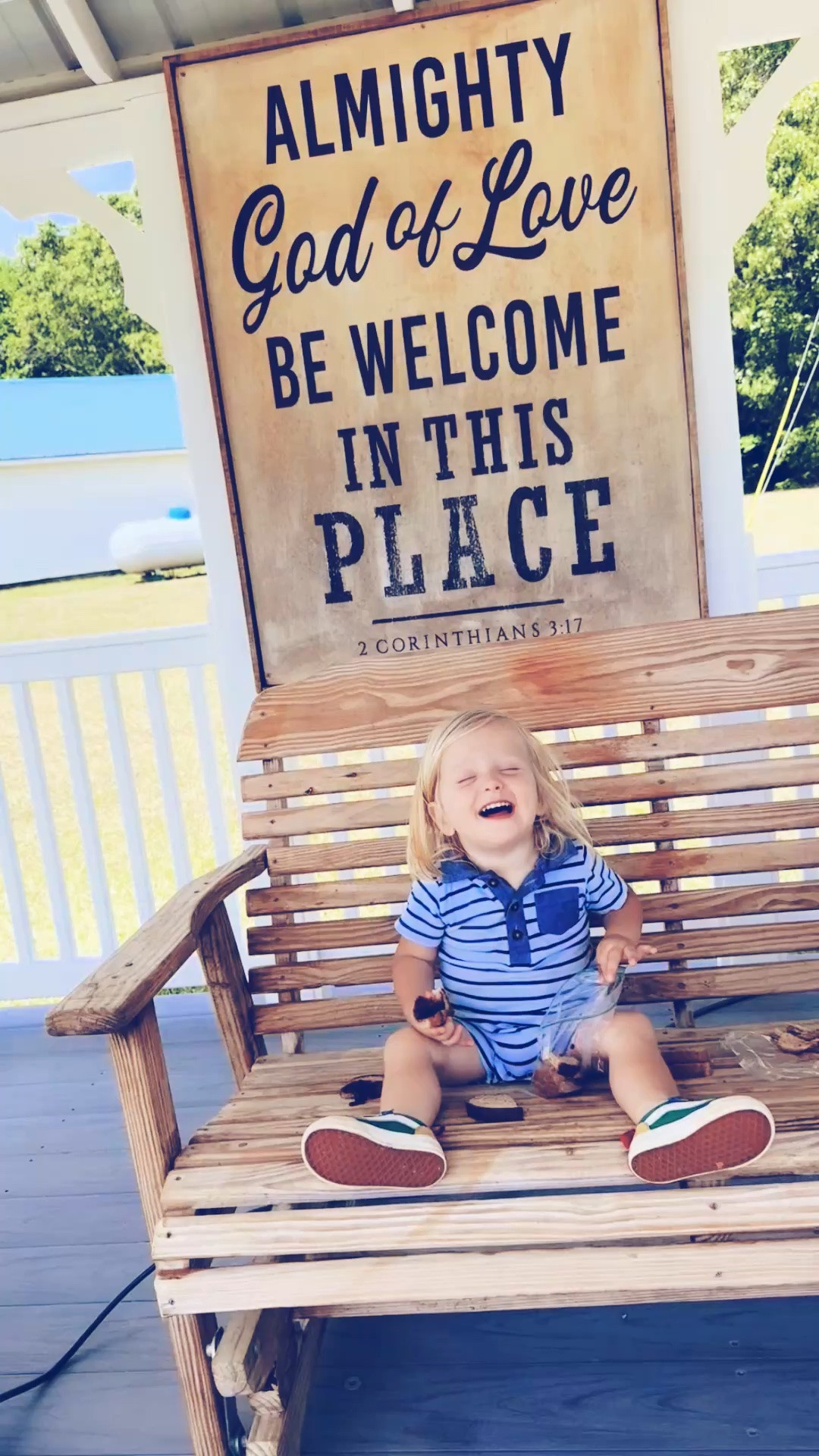 days at the sweetest little picnic 🧺 lunch 🥪 park by our house 🌳🐴🌼 with my little loves!!! 
👶🏼🩵 these truly (!!) are the days!!!