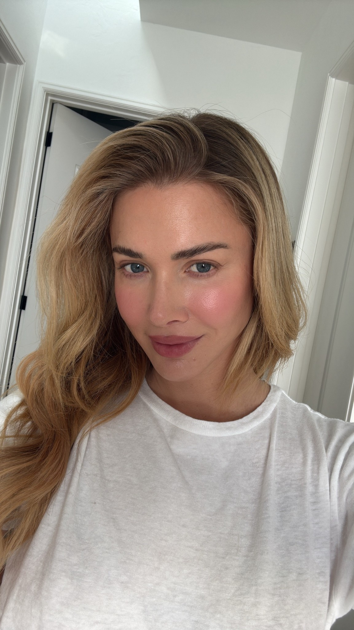 Makeup today: 

Haus labs foundation 
Rare blush in happy 
Urban decay liner in liar
Fenty lipstick in is it fu$$y
Rare brow gel 
Laura mercier eyeshadow in caramel 