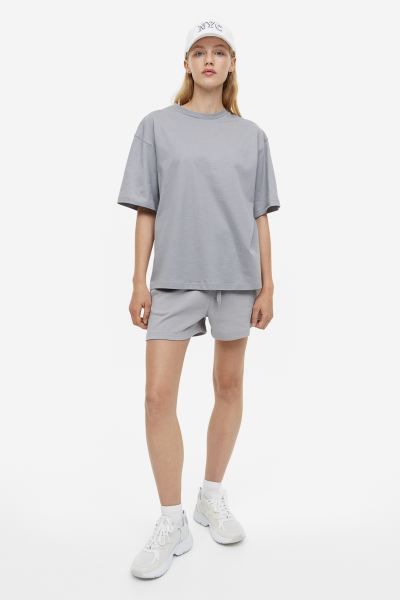 Boxy T-shirt - Grey - Ladies | H&M GB | H&M (UK, MY, IN, SG, PH, TW, HK)