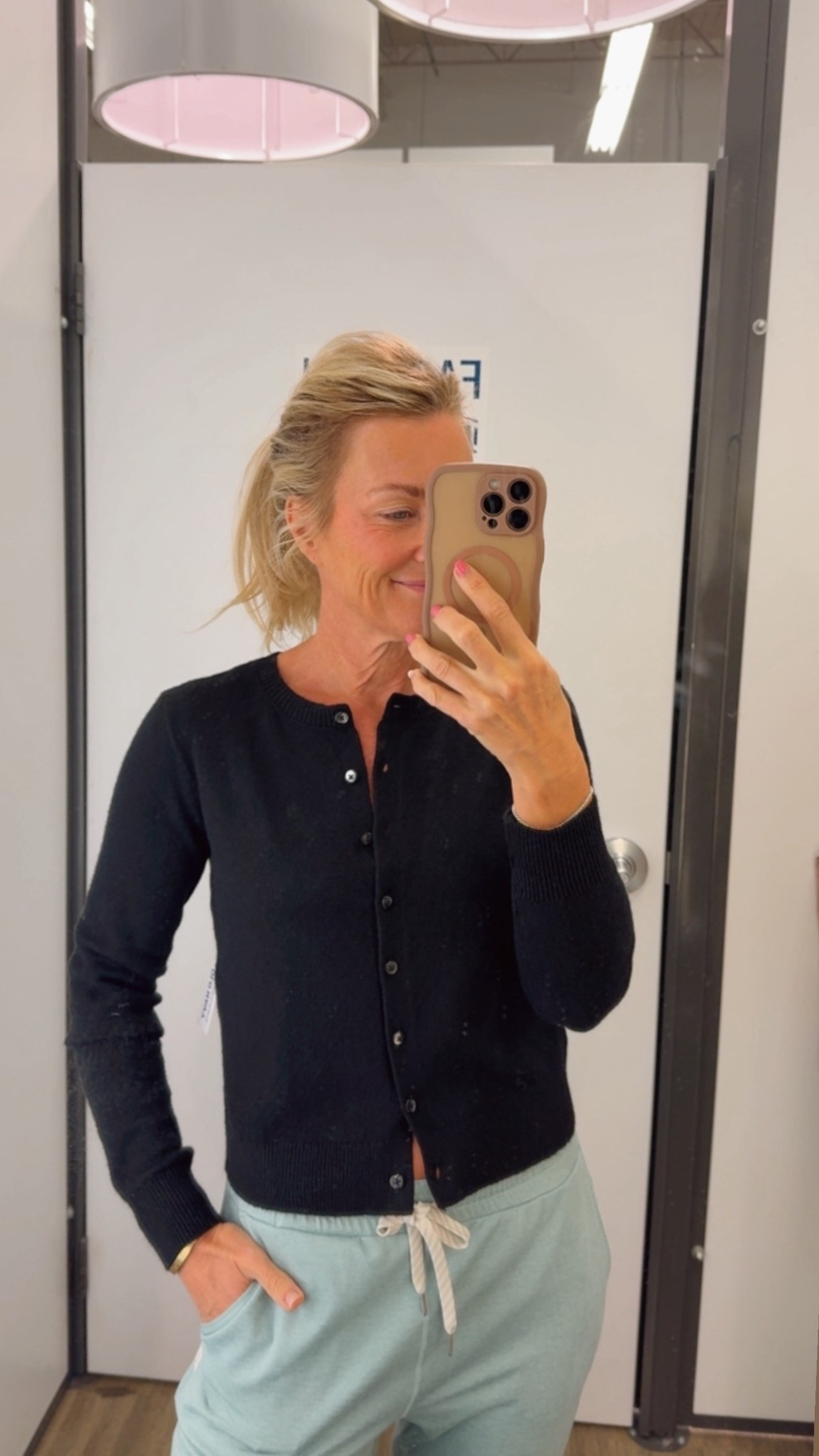 Size: XS 
Less than $20 cardi from Old Navy!