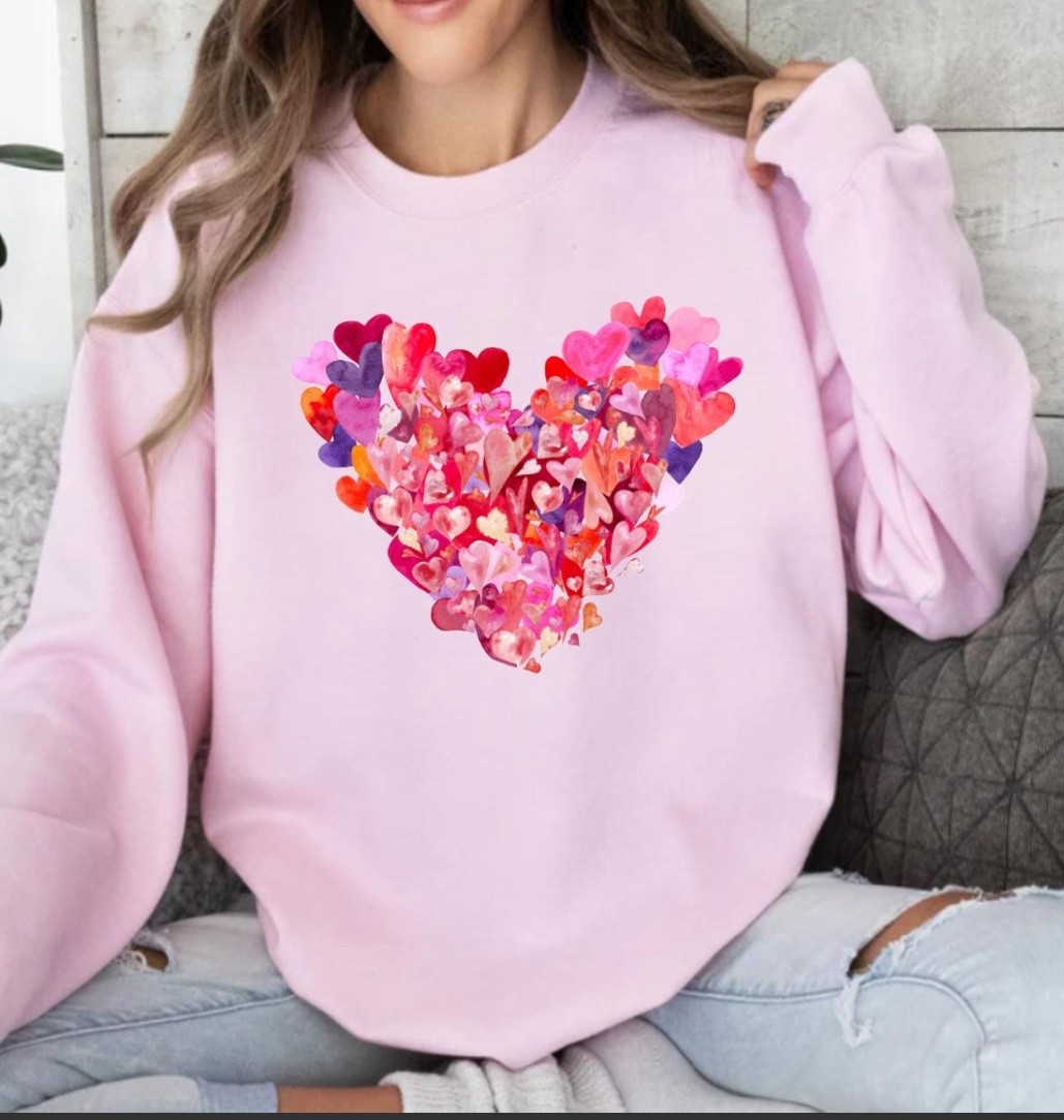Valentines Day Heart Sweater. Heart sweater. Valentine’s Day sweater. Cozy sweaterr

#LTKSeasonal #LTKFindsUnder50 #LTKTravel