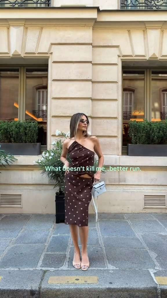 Who’s going to match my energy? #whatdoesntkillme #parisoutfits #parissummeroutfit #eurosummeroutfits #midiskirtoutfit 

 #LTKootd