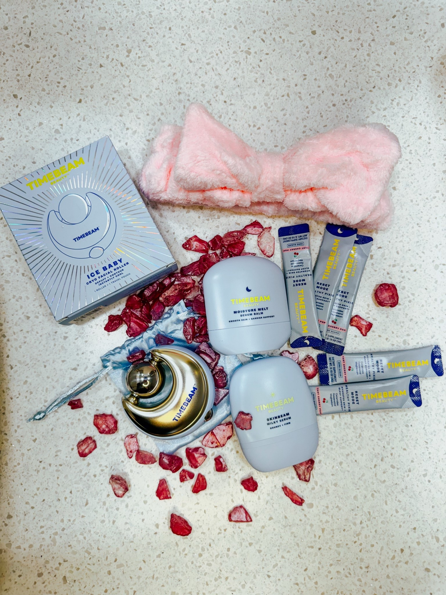 I didn’t expect to love this as much as I do… but TimeBeam Beauty has officially earned a permanent spot in my routine. @TIMEBEAM Beauty 

TimeBeam Beauty gives my skin that effortless glow I’ve been chasing. Details linked in my LTK app so you can go shop directly from there. @shop.ltk

#timebeampartner #timebeam
#timebeambeauty #NAD
#longevity
#longevitytips
#skinlongevity
#magnesium

#LTKOver40 #LTKselfcare #LTKBeauty