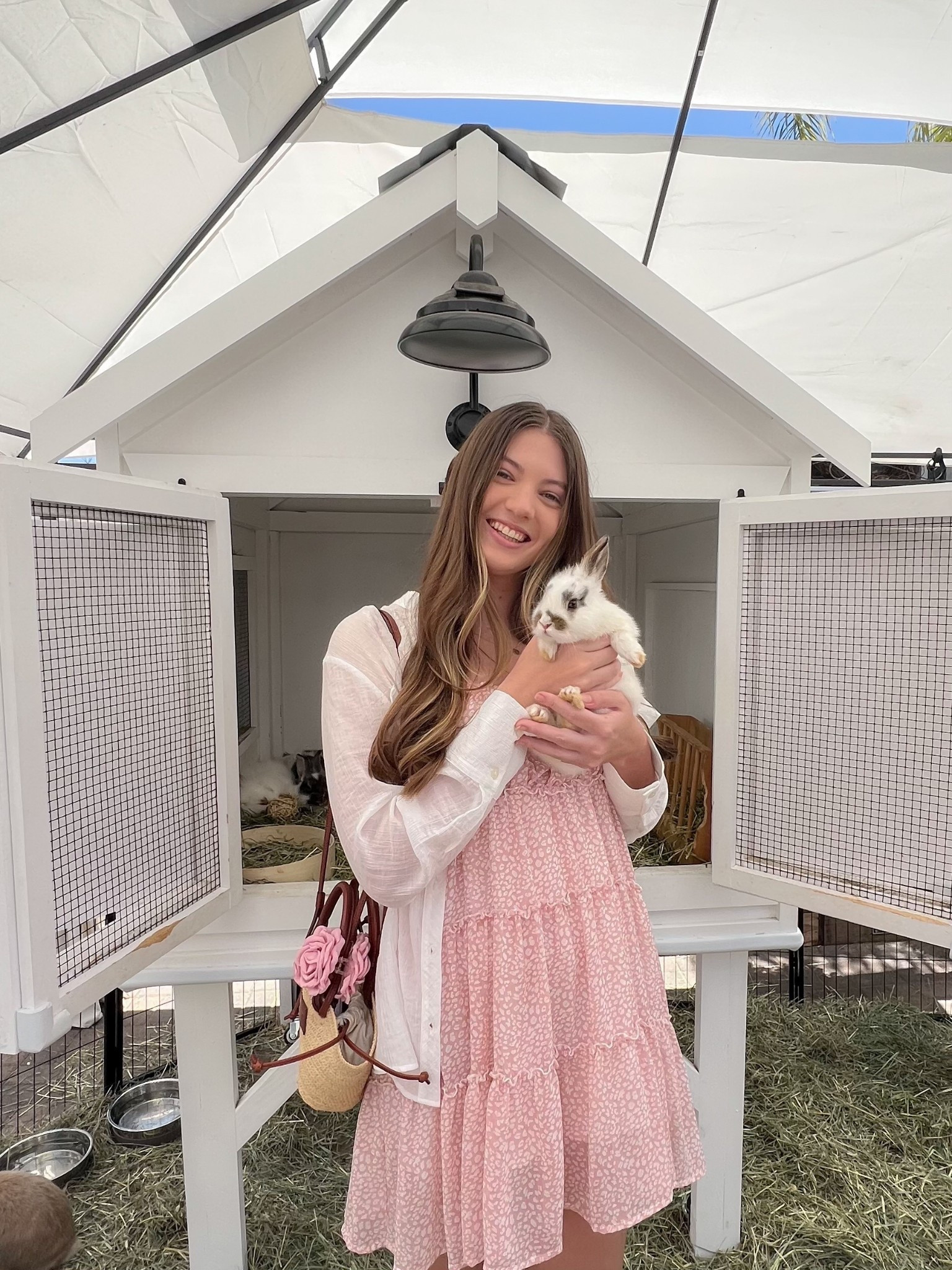 Pink mini dress outfit for spring

#LTKStyleTip #LTKFindsUnder100 #LTKSeasonal