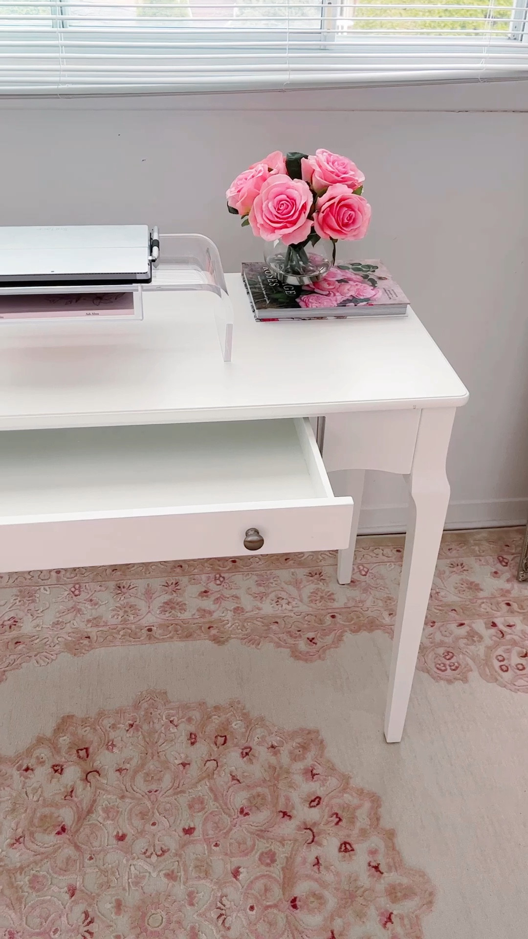 My white vintage desk 


#LTKFind #LTKSeasonal #LTKhome