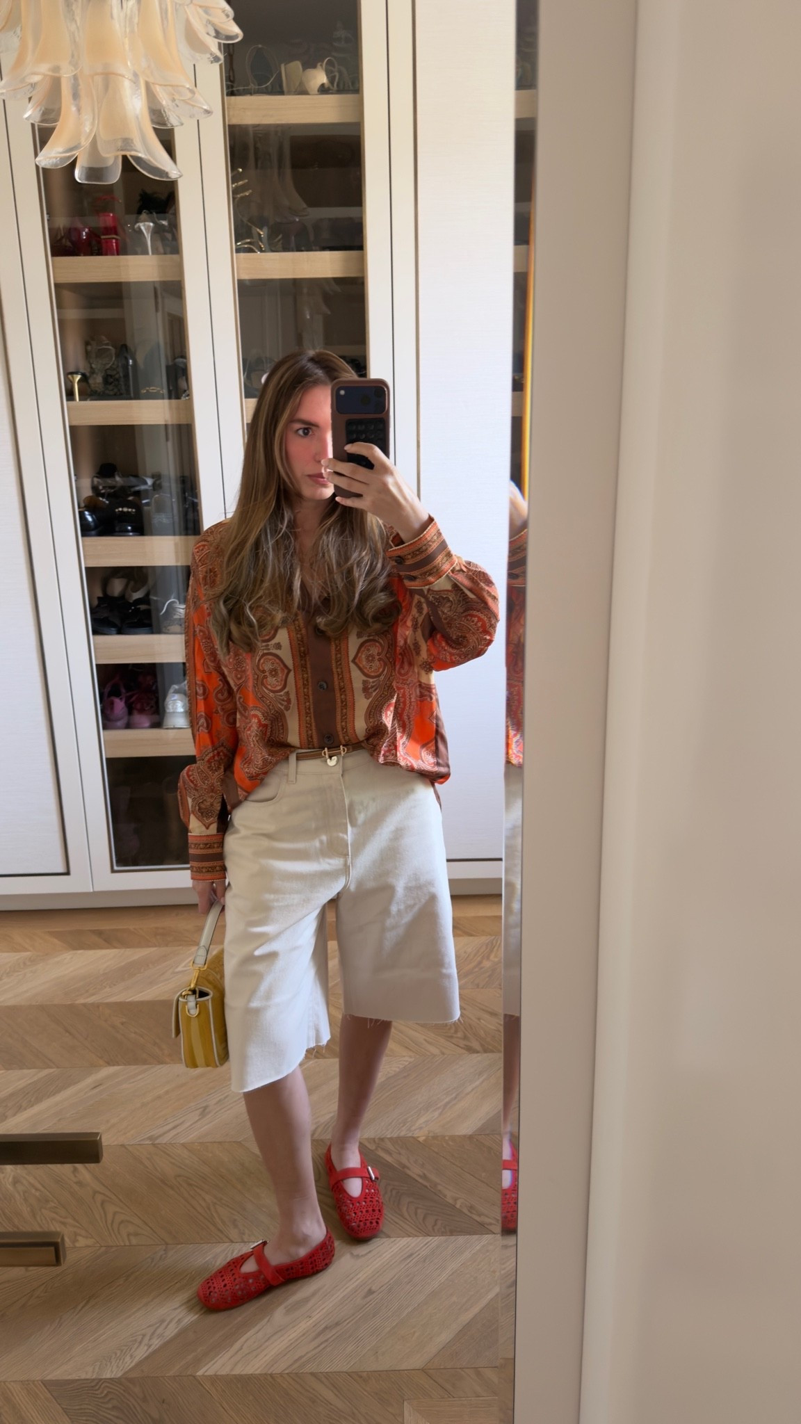 Paisley and bermuda styling