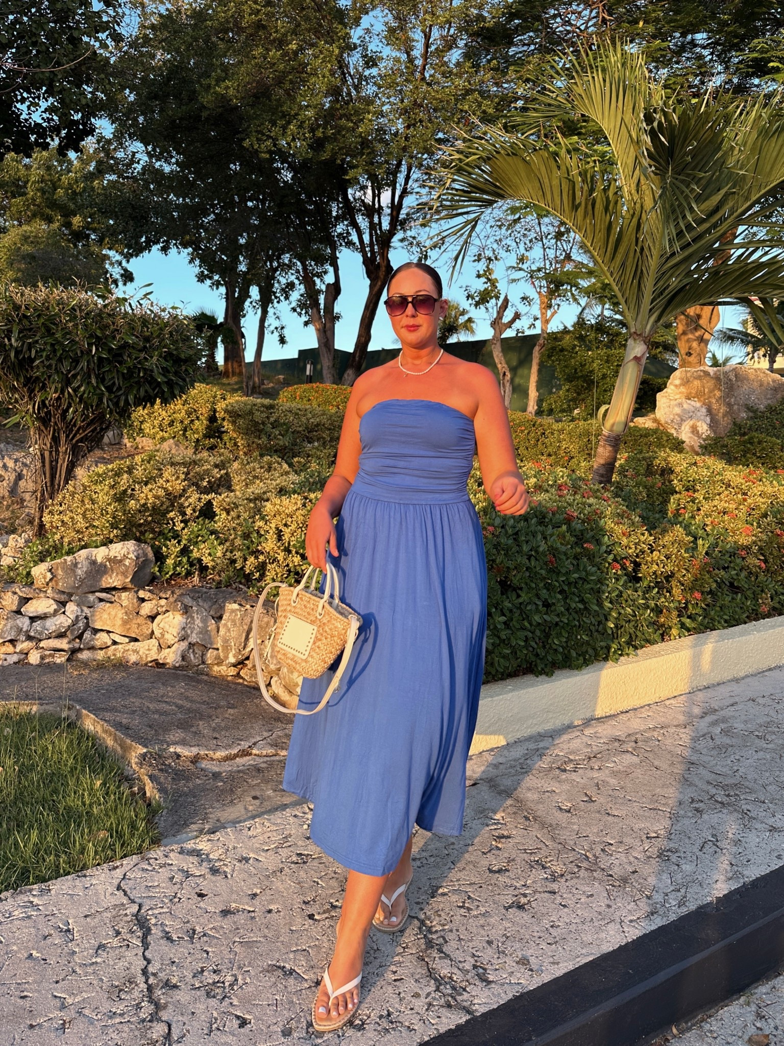 Absolutely LOVE this Amazon dress!!!wearing a large!!

Amazon fashion
Amazon dresses
Amazon style
vacation outfits beach
Vacation dresses