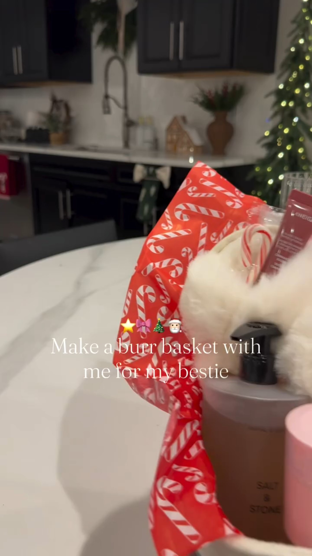 🎀 Comment “BURR BASKET” for links! 🎀 

I love making burr baskets and they are such a perfect gift idea for anyone! Simply customize based on what they would like and add to a basket! I made them last year for my girls too and they loved them! 🎀✨

Everything linked in my Amazon storefront too! ✨

#burrbasket #giftideasforher #christmasgiftsideas #holidaygifts #diychristmas