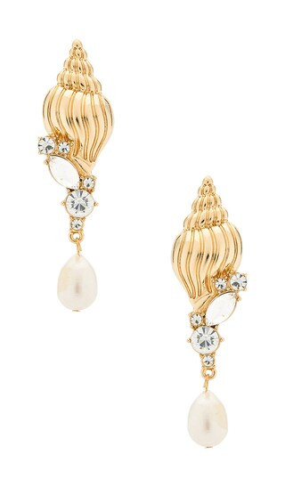 Favorite Lainey Earrings in Gold

              
    
        
        
            Favorite Butt... | Revolve Clothing (Global)