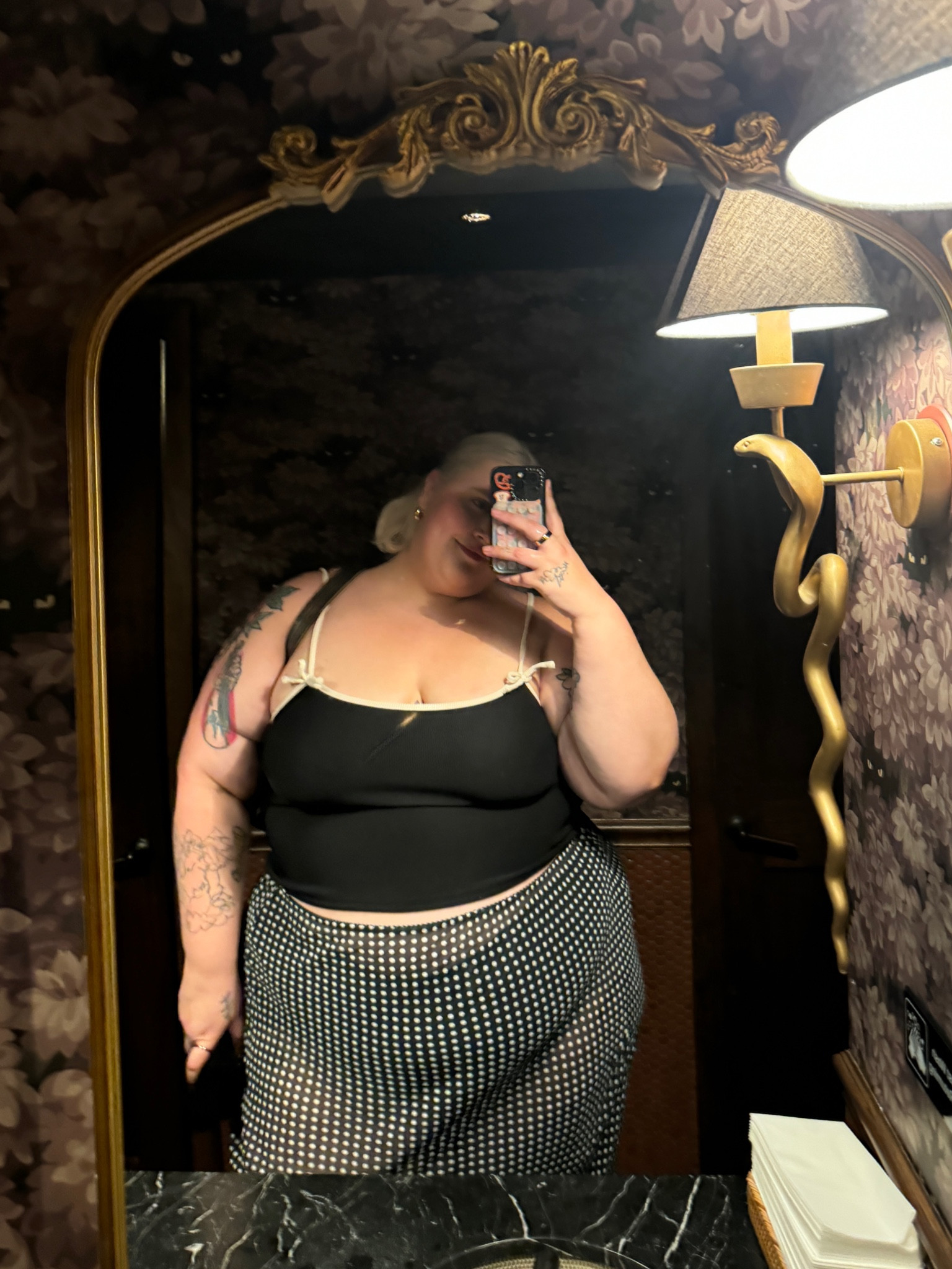 A simple but cute date night outfit for those hot summer nights!! Love that you can either wear a slip or bike shorts underneath the skirt for a more conservative look, or wear only panties for a spicy moment. 

Wearing:
Sheer Skirt in 3x (but could’ve sized down tbh)
Now Cami in 3x