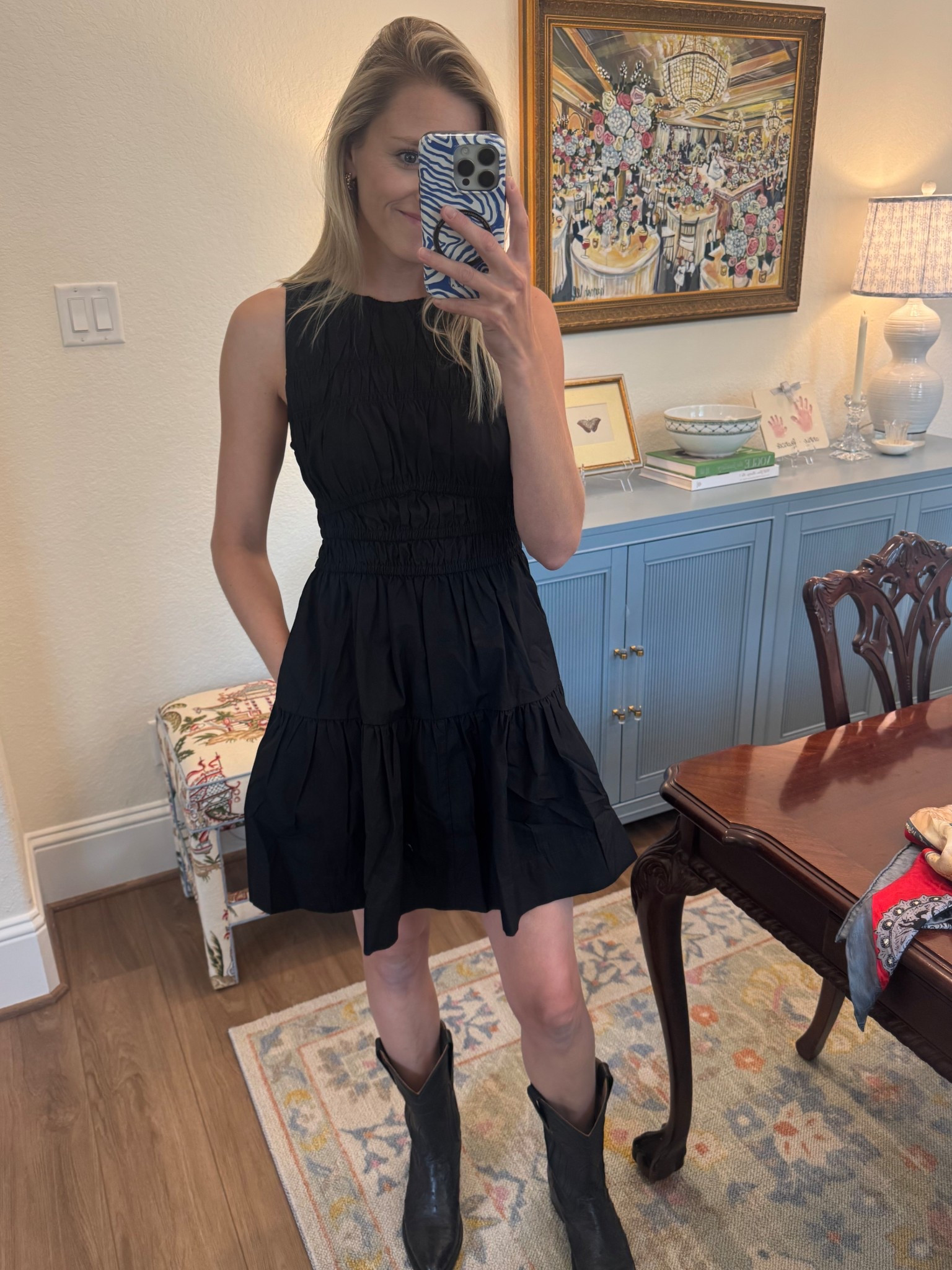 I can't believe this dress is still in stock! Only $28 & very versatile! Love this one for gamedays & easy look for layering accessories! #walmartpartner