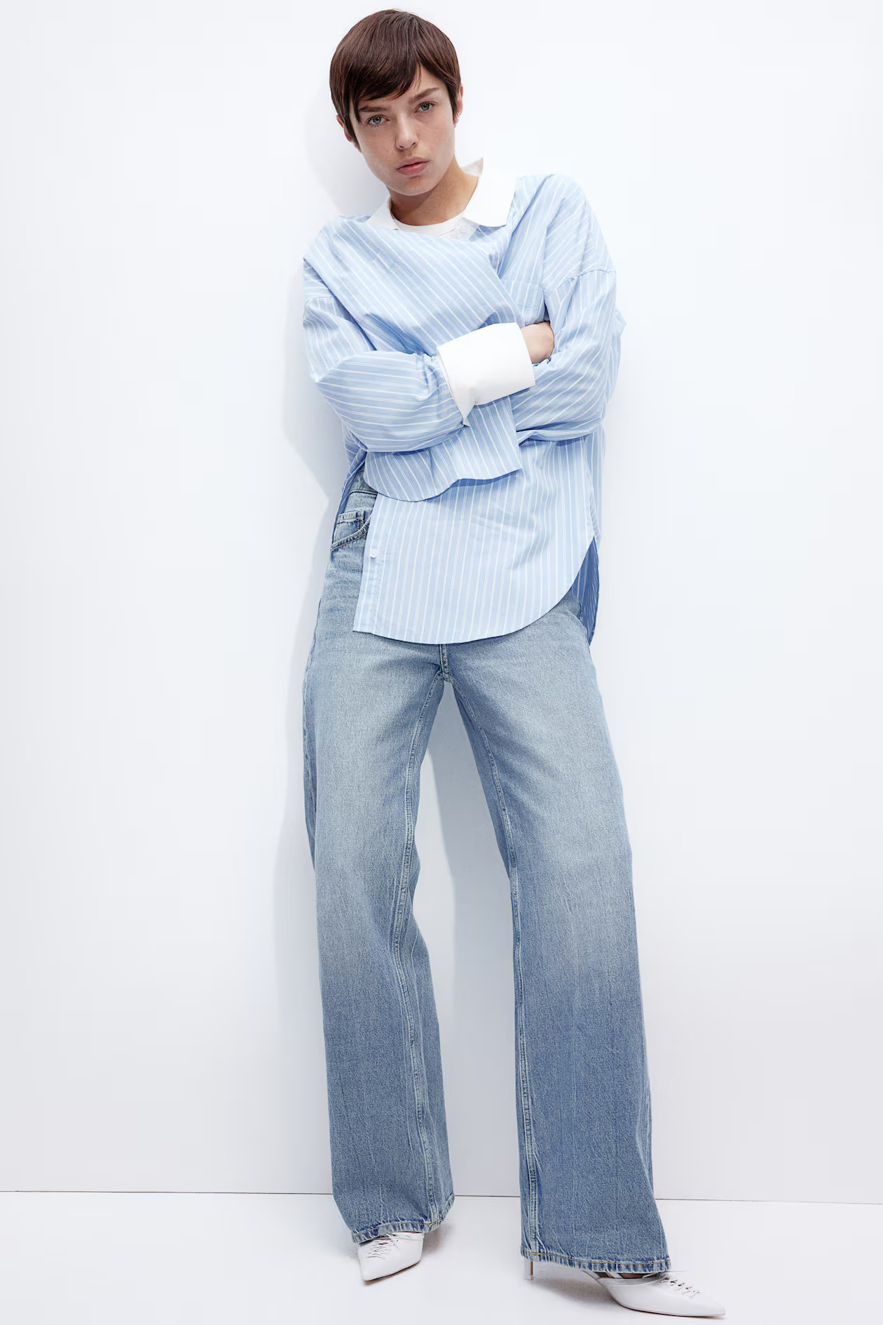 Wide High JeansNot saved to favorites$29.99Color - Light denim bluePreviousNextSelect size  0 ... | H&M (US + CA)