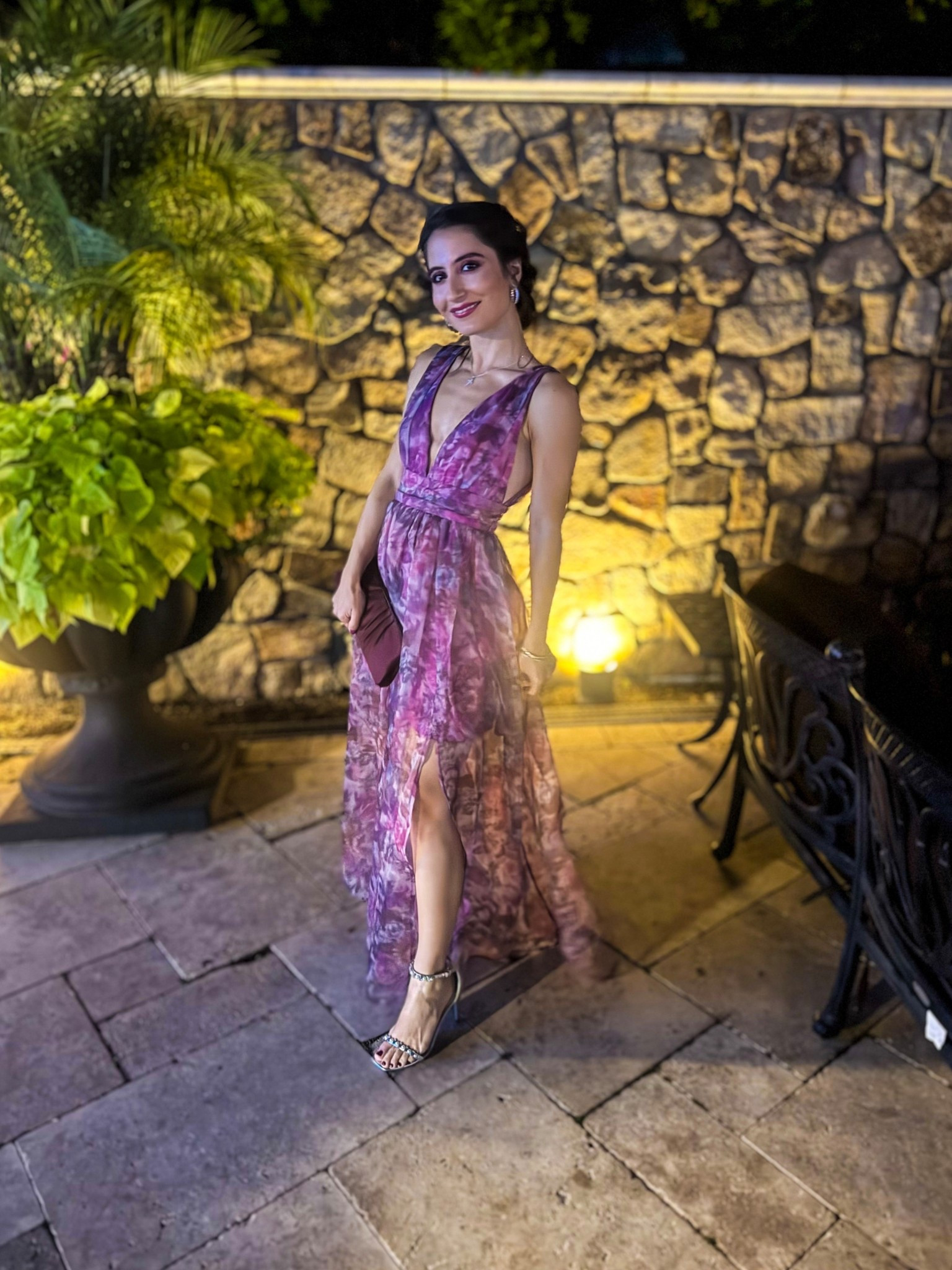 Fall wedding guest dress in romantic fall florals , deep jewel tones and soft organza- so much versatility with this dress and can easily go for a spring wedding also, love the deep v cut which is a favorite of mine. 
.
Wedding guest dress, fall weddings, wedding inspo, dark florals, fall florals, fall dresses, fall gowns 

#LTKWedding #LTKPetite #LTKStyleTip