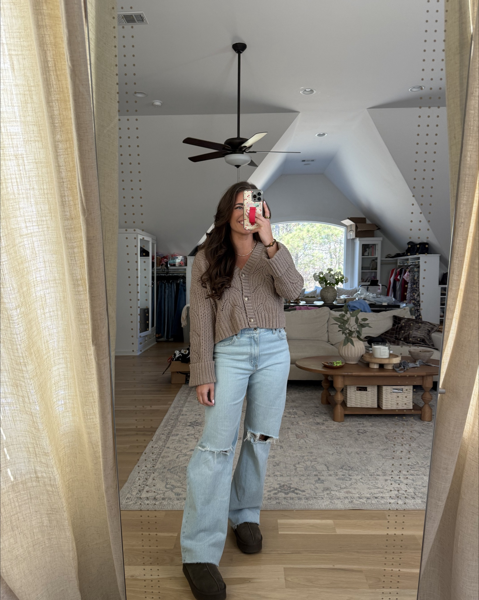 #Abercrombie Partner @abercrombie Abercrombie haul! 😍💗☀️🌸🍓 25-40% off all jeans + 20% off almost everything else ⭐️ AND my code AFMORGAN stacks for extra 15% off ⭐️ I’m a true size 8/M & 5’5. My waist 29”, hips 40”, & bust 36.5” Sizing info: all TTS - M except hoodie is L

#LTKSaleAlert #LTKSeasonal